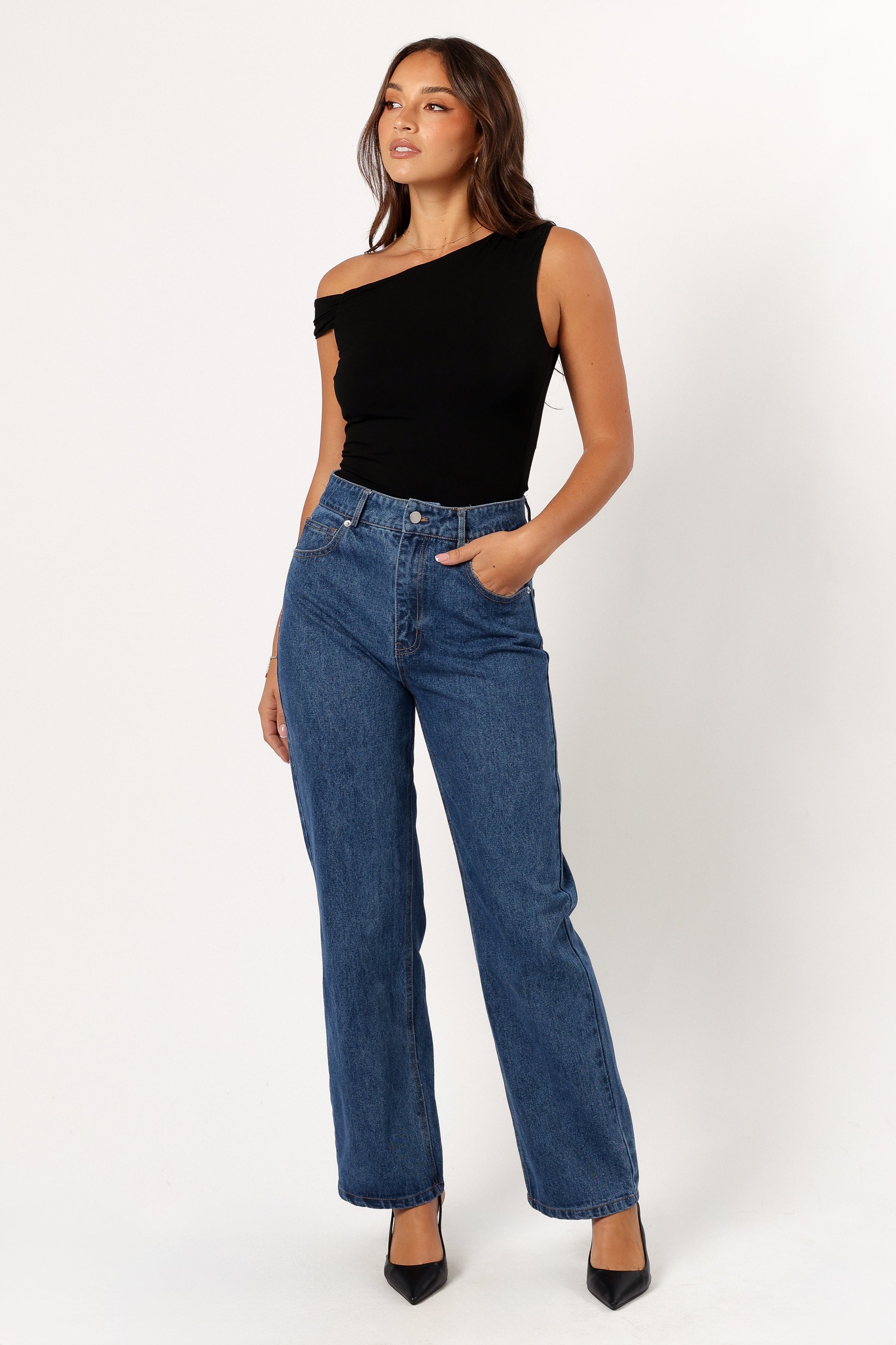 BOTTOMS @Elina Straight Leg Jeans - Denim (Hold for Winter Essentials)