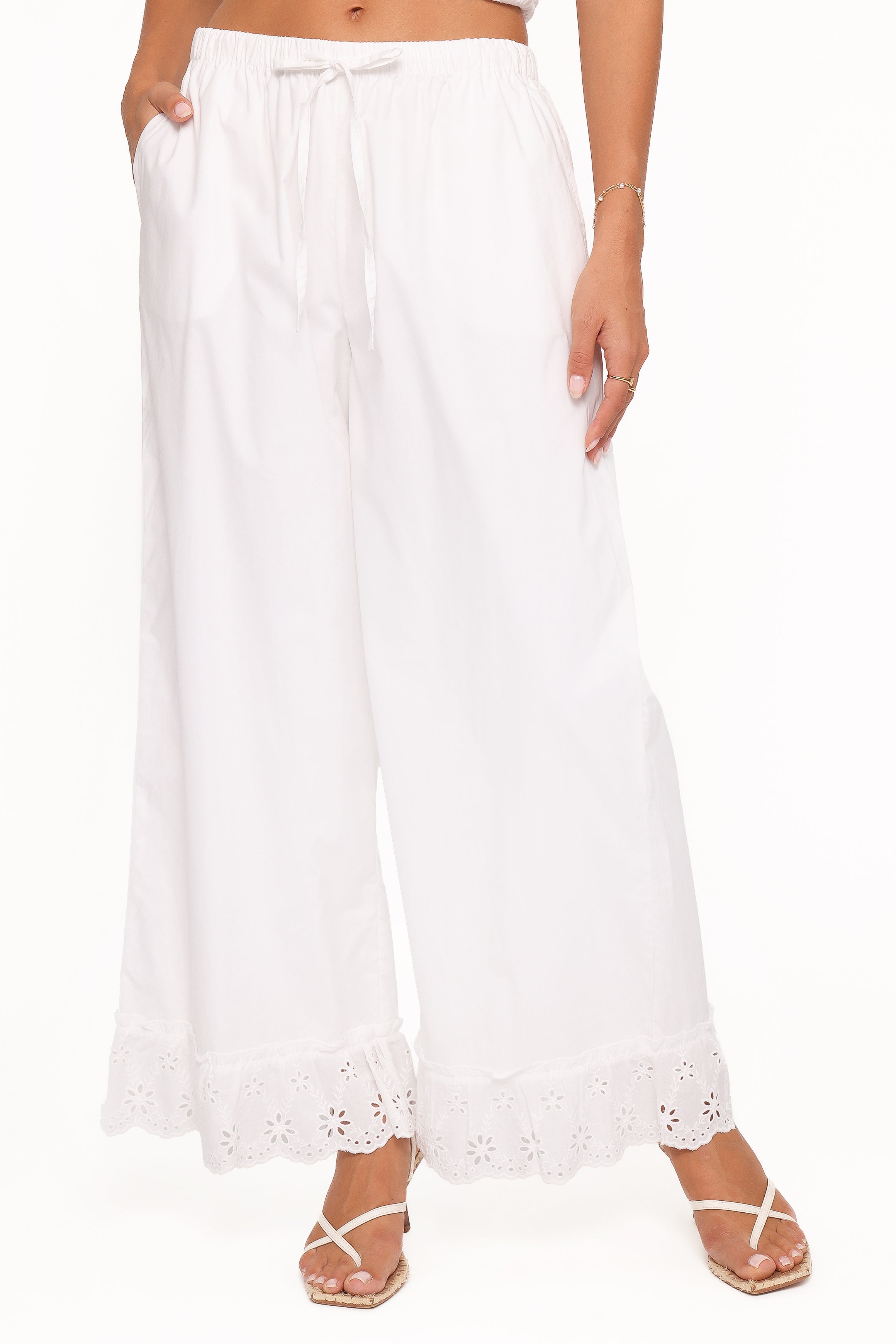BOTTOMS Eliska Frill Hem Pant - White