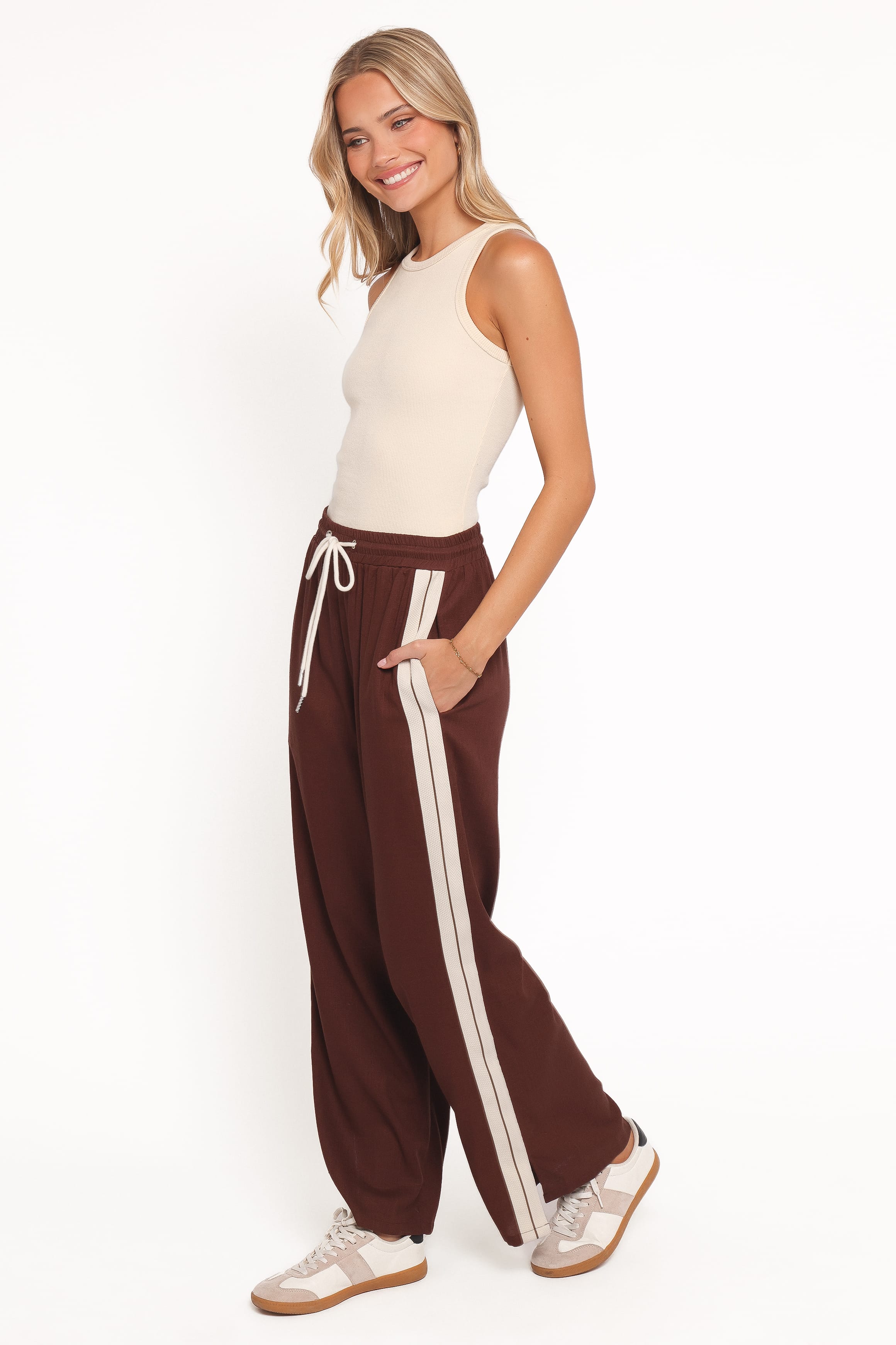 BOTTOMS Hvar Track Pant - Brown