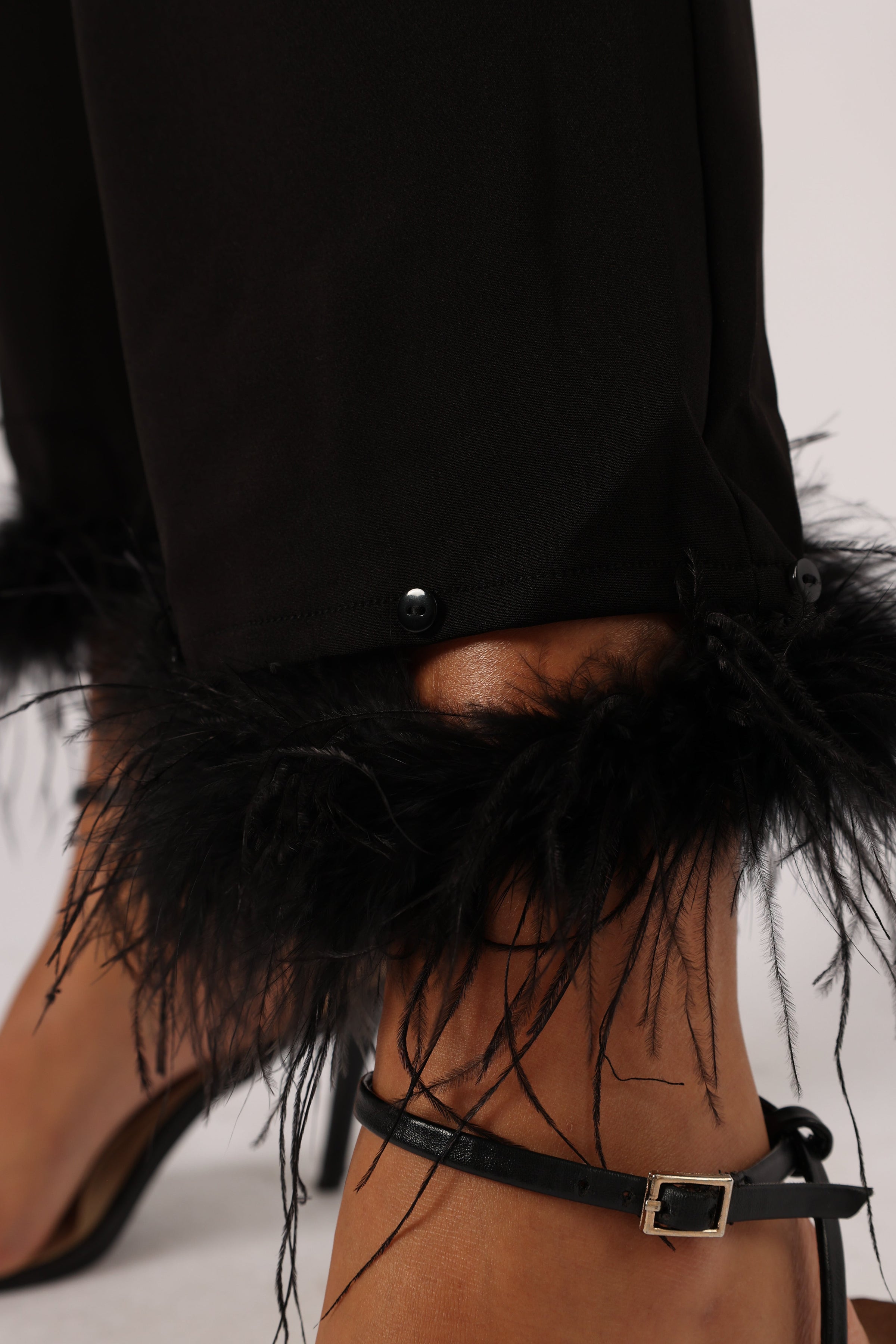 BOTTOMS @Jada Feather Cuff Pant - Black