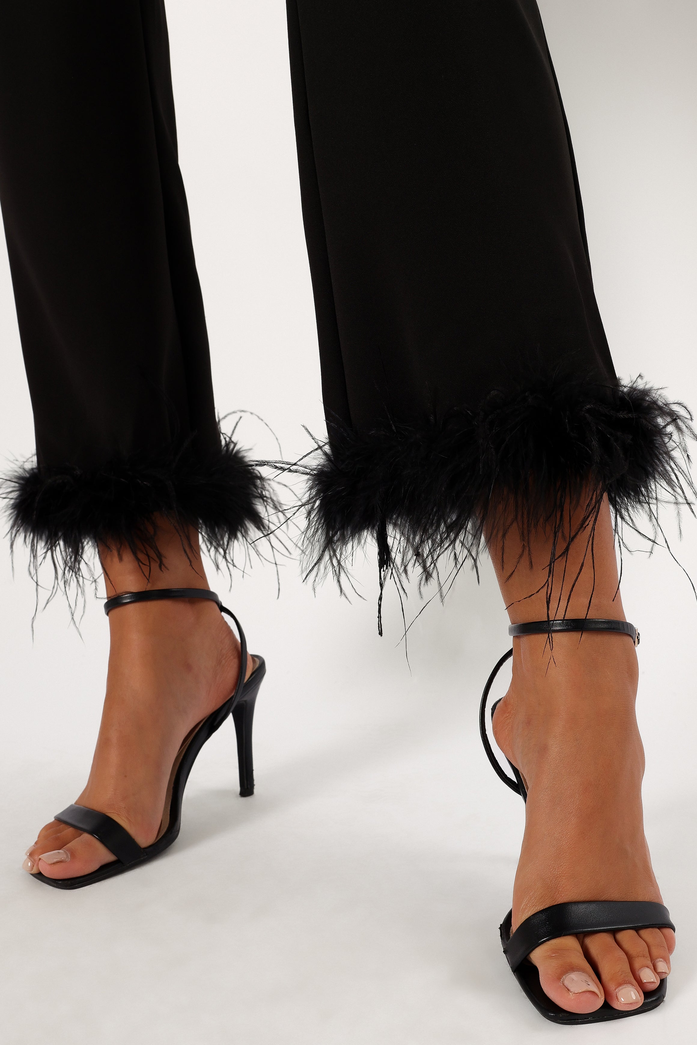 BOTTOMS @Jada Feather Cuff Pant - Black