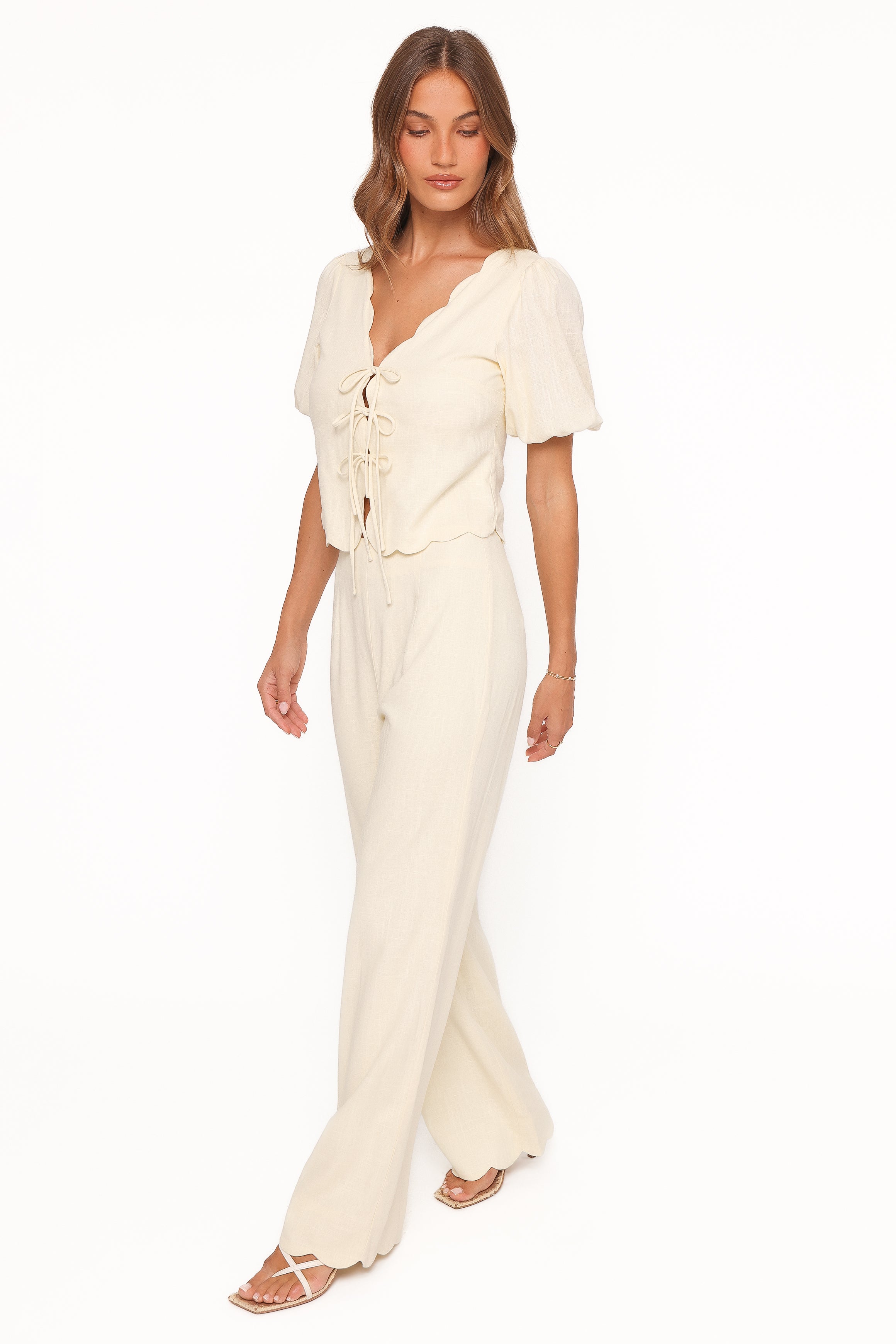 BOTTOMS Jensen Scallop Hem Pant - Butter Yellow