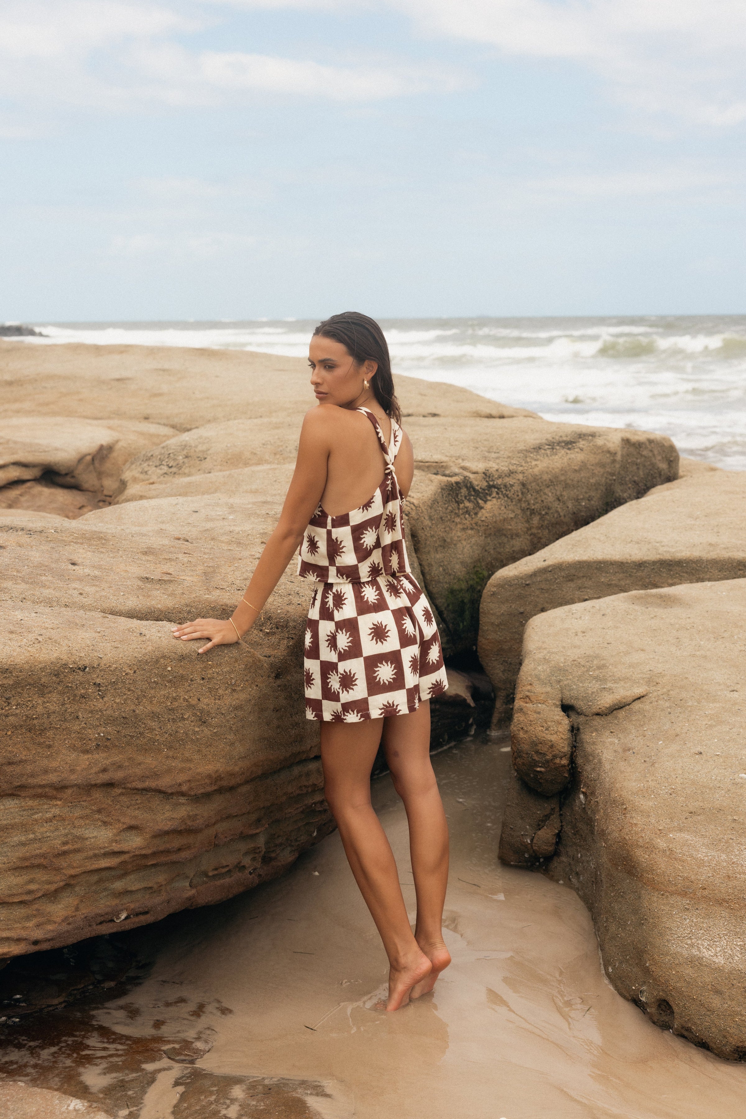 BOTTOMS @Leo Shorts - Brown Cream (Hold for Sundial)