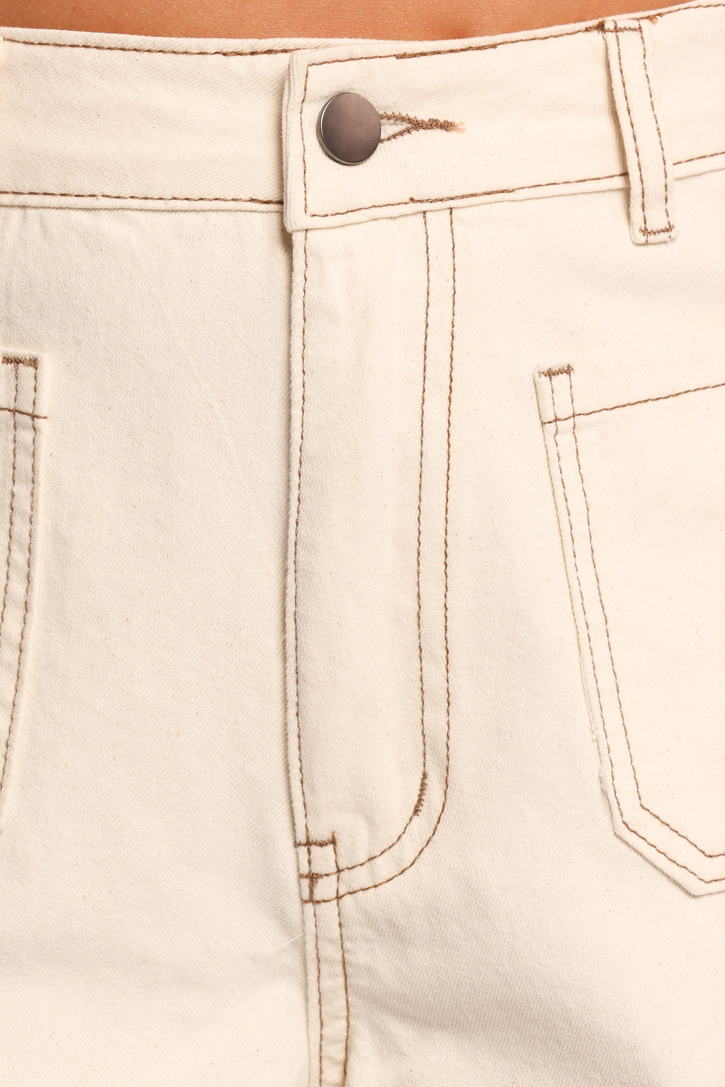BOTTOMS Levi Short - Ecru