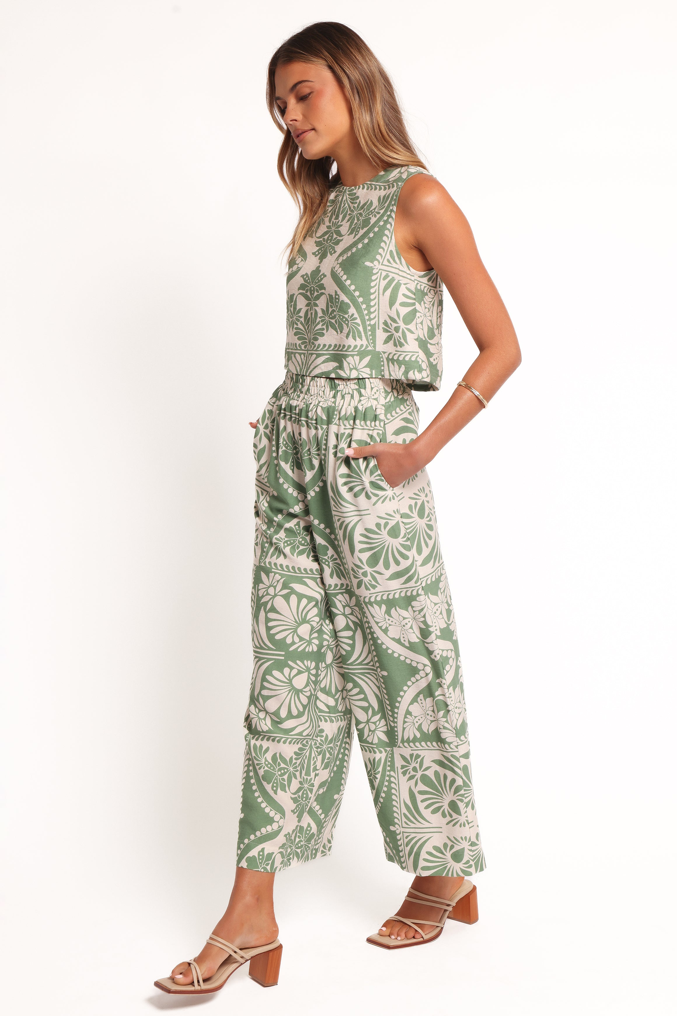 BOTTOMS Nevin Pant - Green Floral
