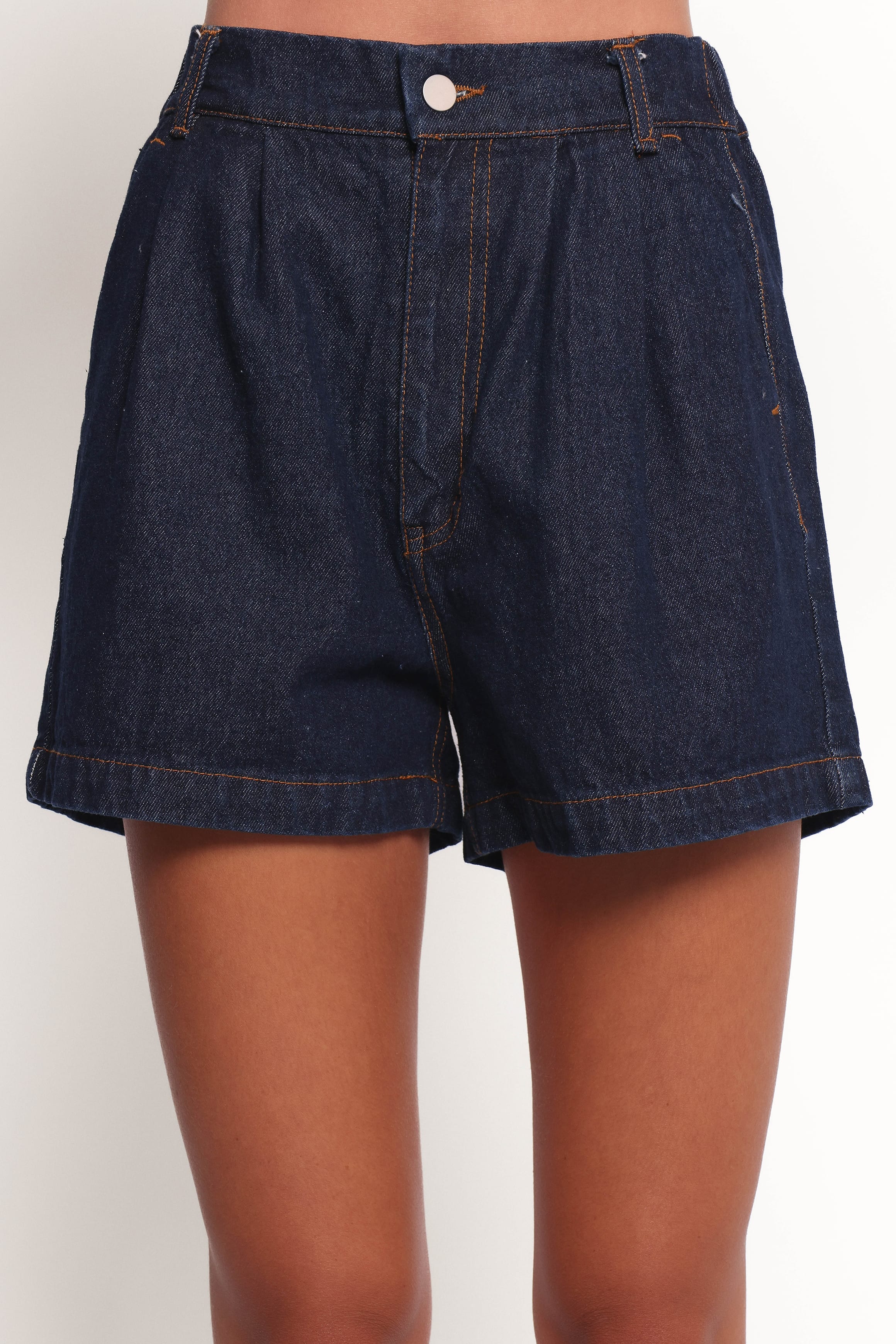 BOTTOMS Nylah Pleated Denim Short - Mid Denim