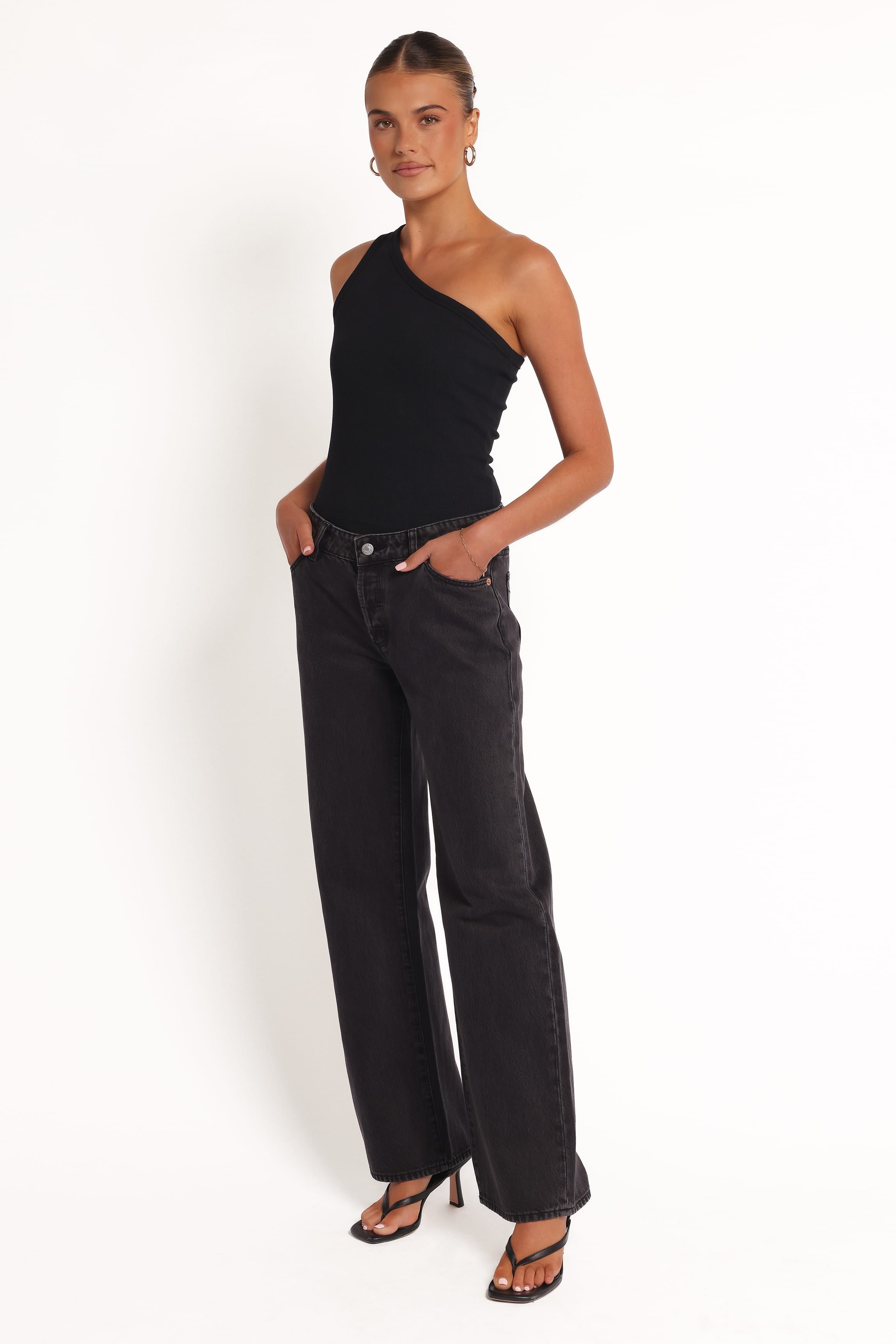 BOTTOMS Rollas Heidi Low Rise Jeans - Stone Black