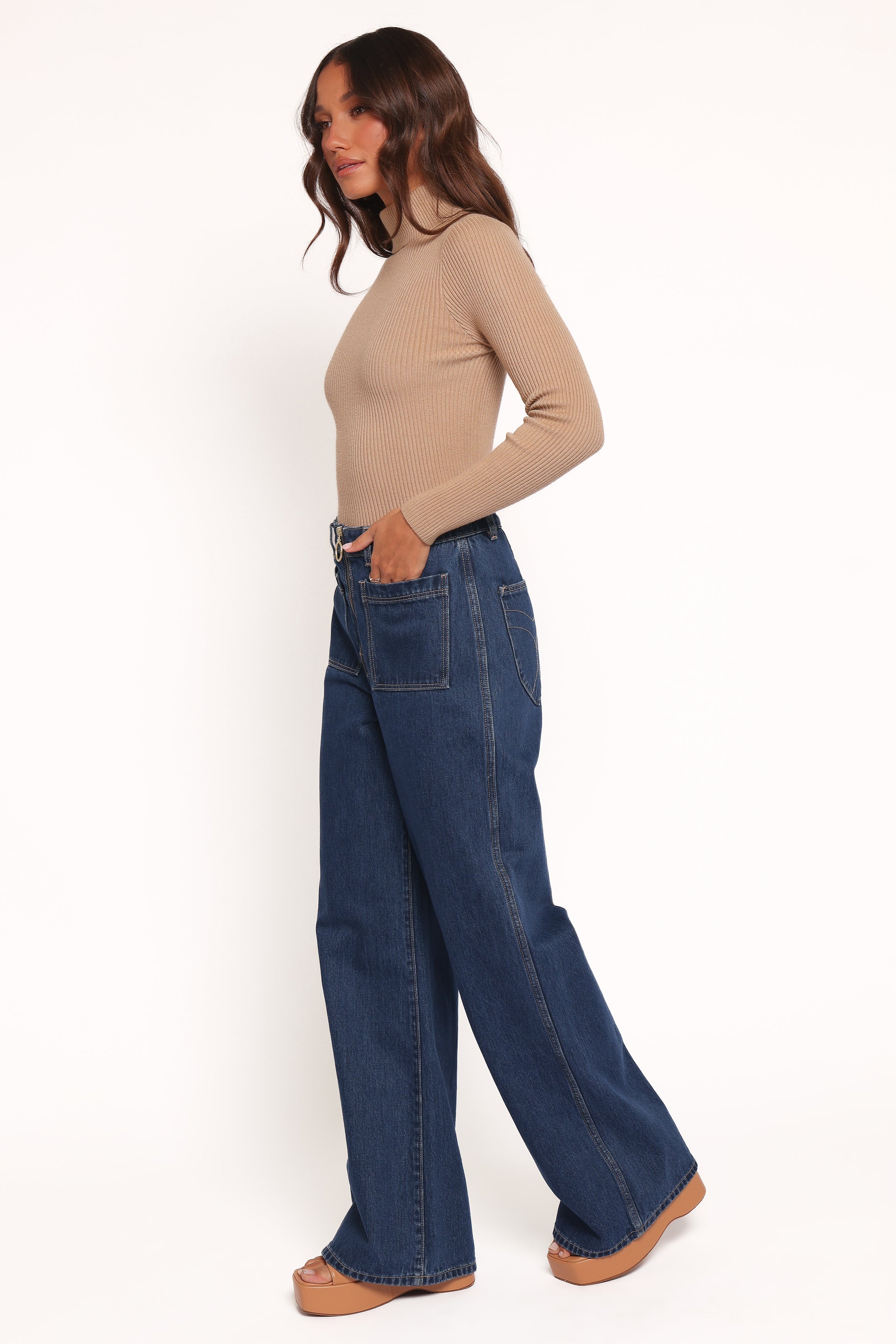 BOTTOMS Rollas Studio Flare Jeans - Deep Blue