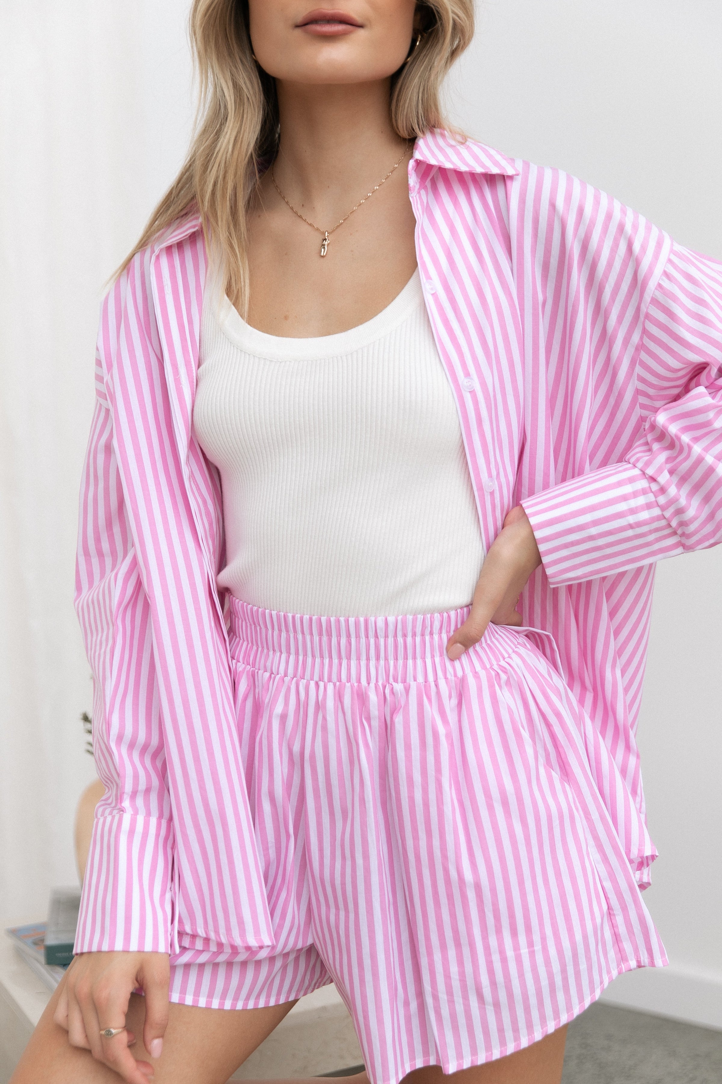 BOTTOMS Ronadi Shorts - Pink