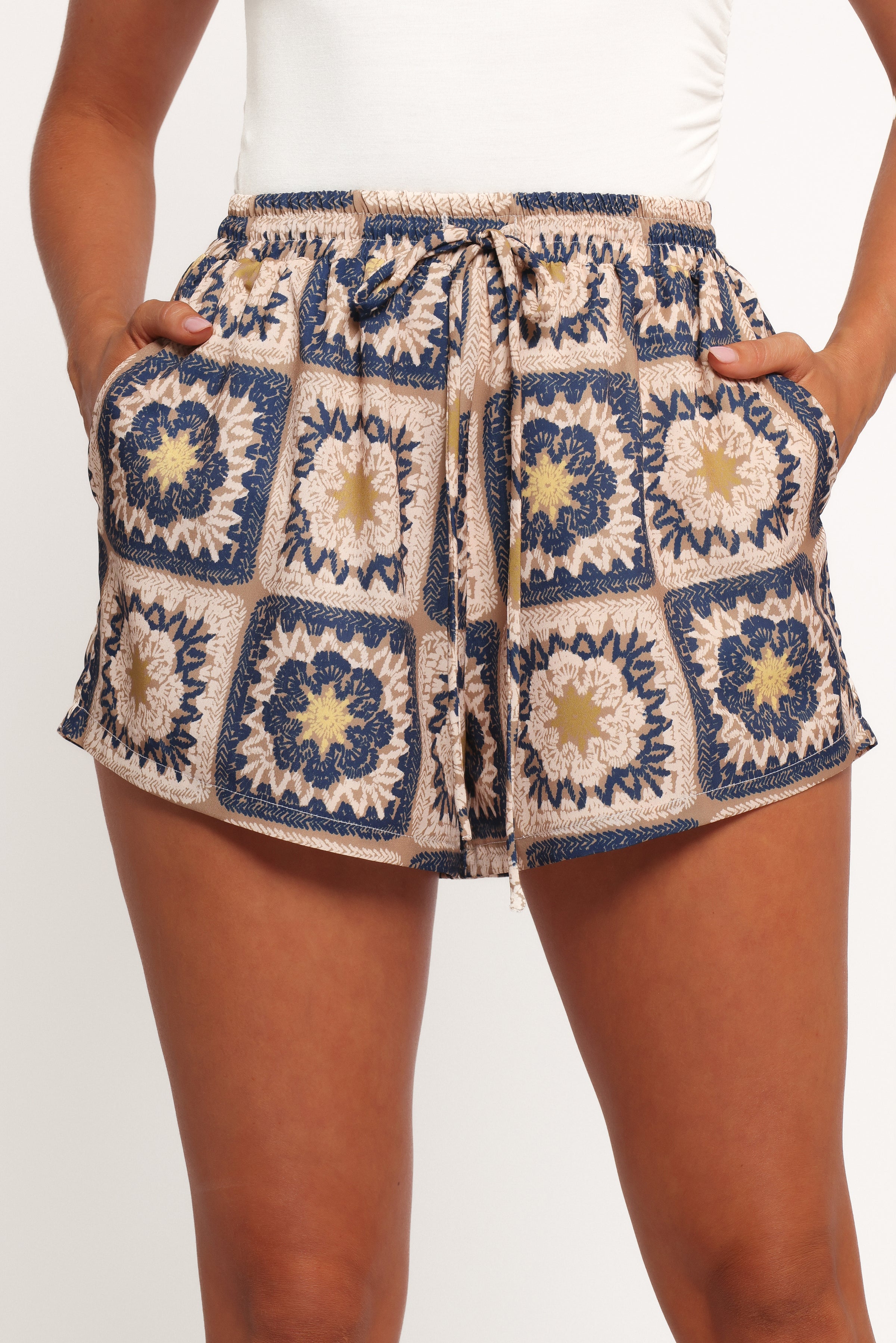 BOTTOMS Rowena Shorts - Rowena Print