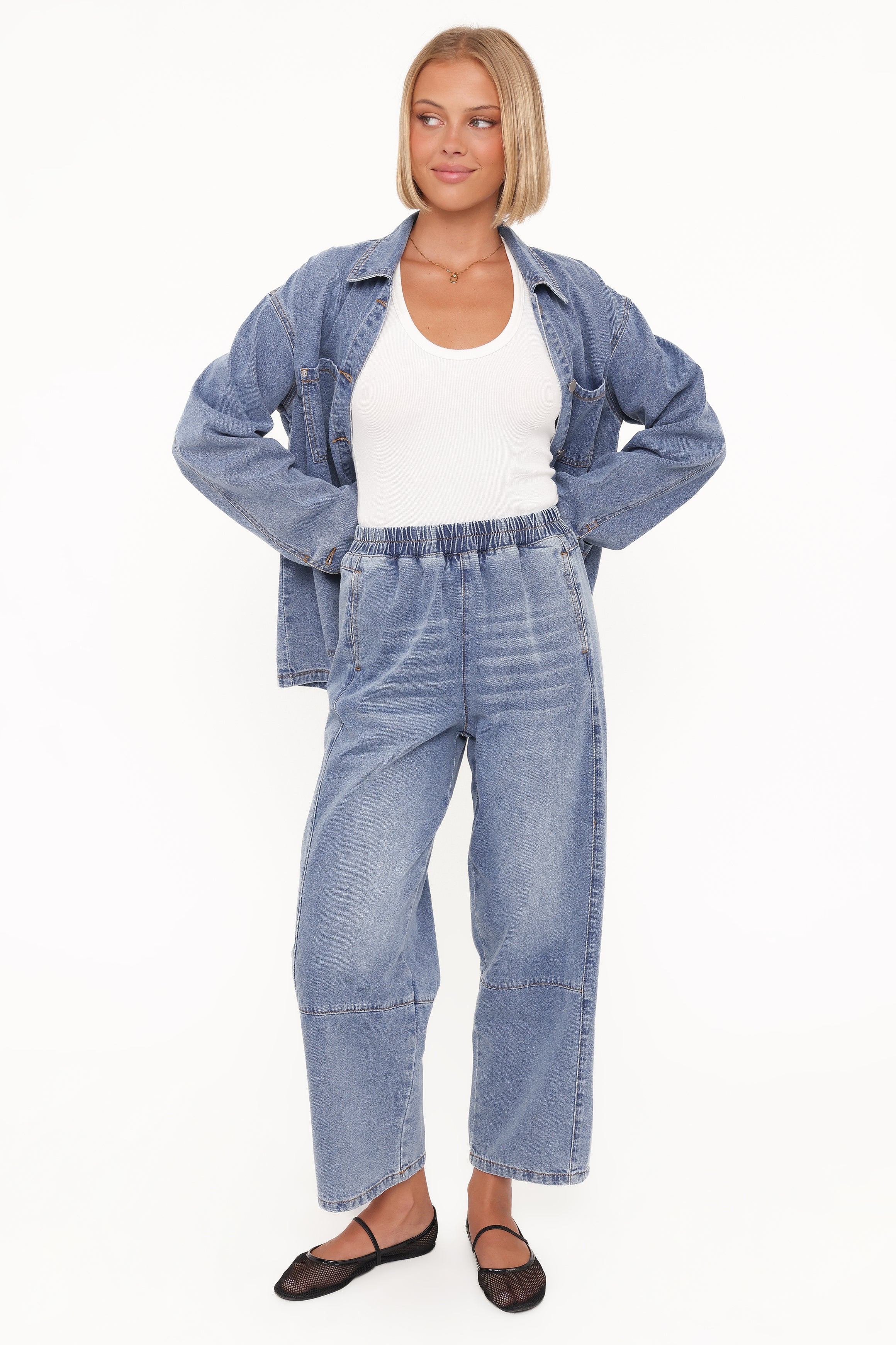 BOTTOMS Sophie Cropped Barrel Jean - Medium Wash