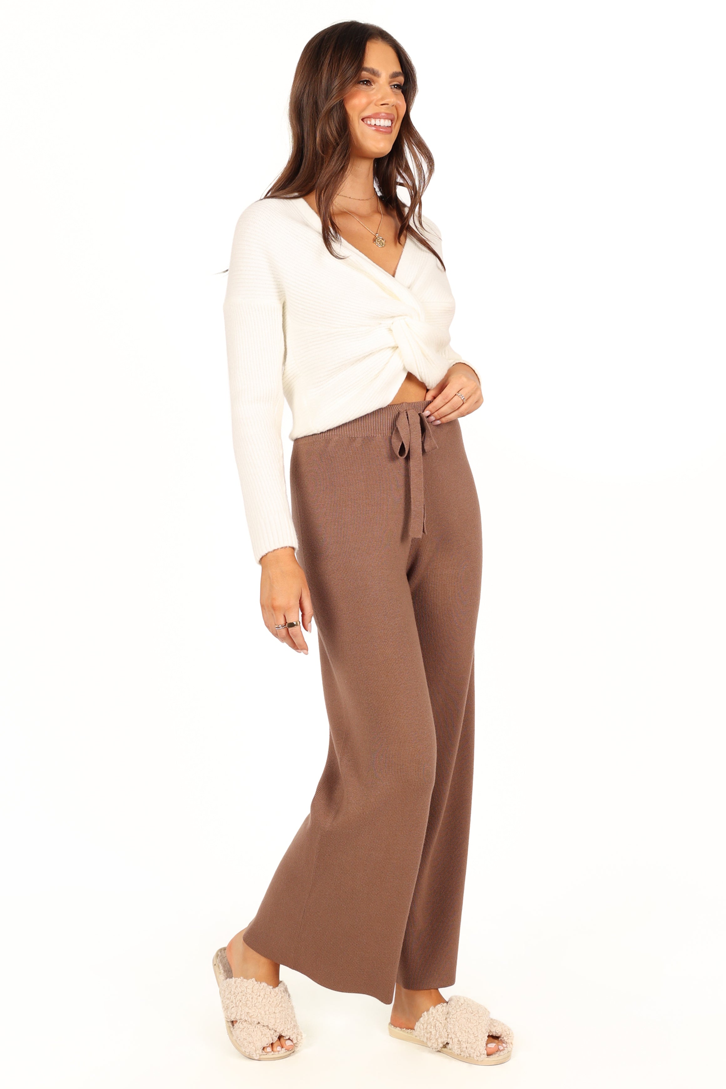 BOTTOMS @Tarly Knit Pant - Brown (waiting on bulk)