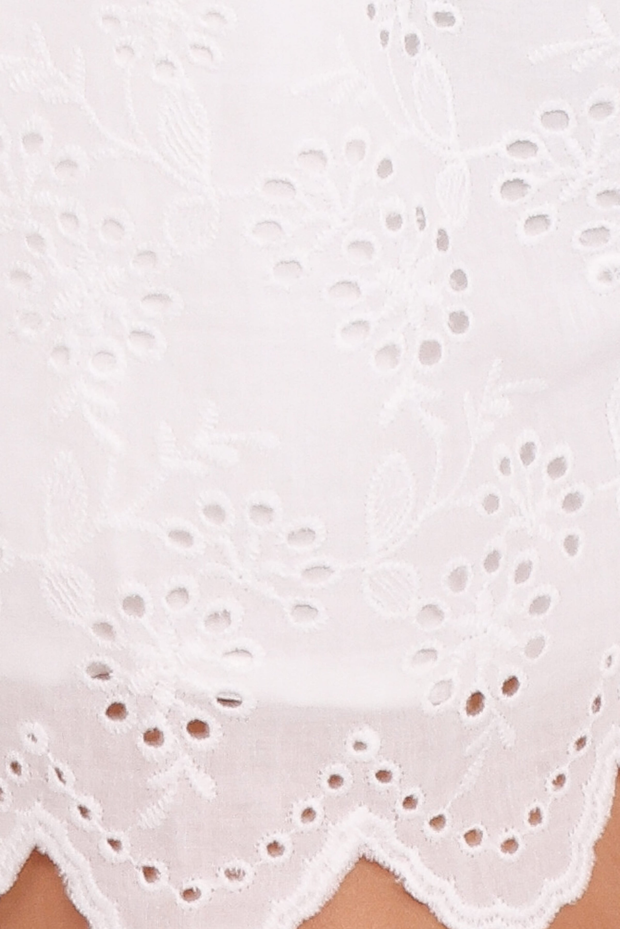 BOTTOMS Zera Eyelet Scallop Shorts - White