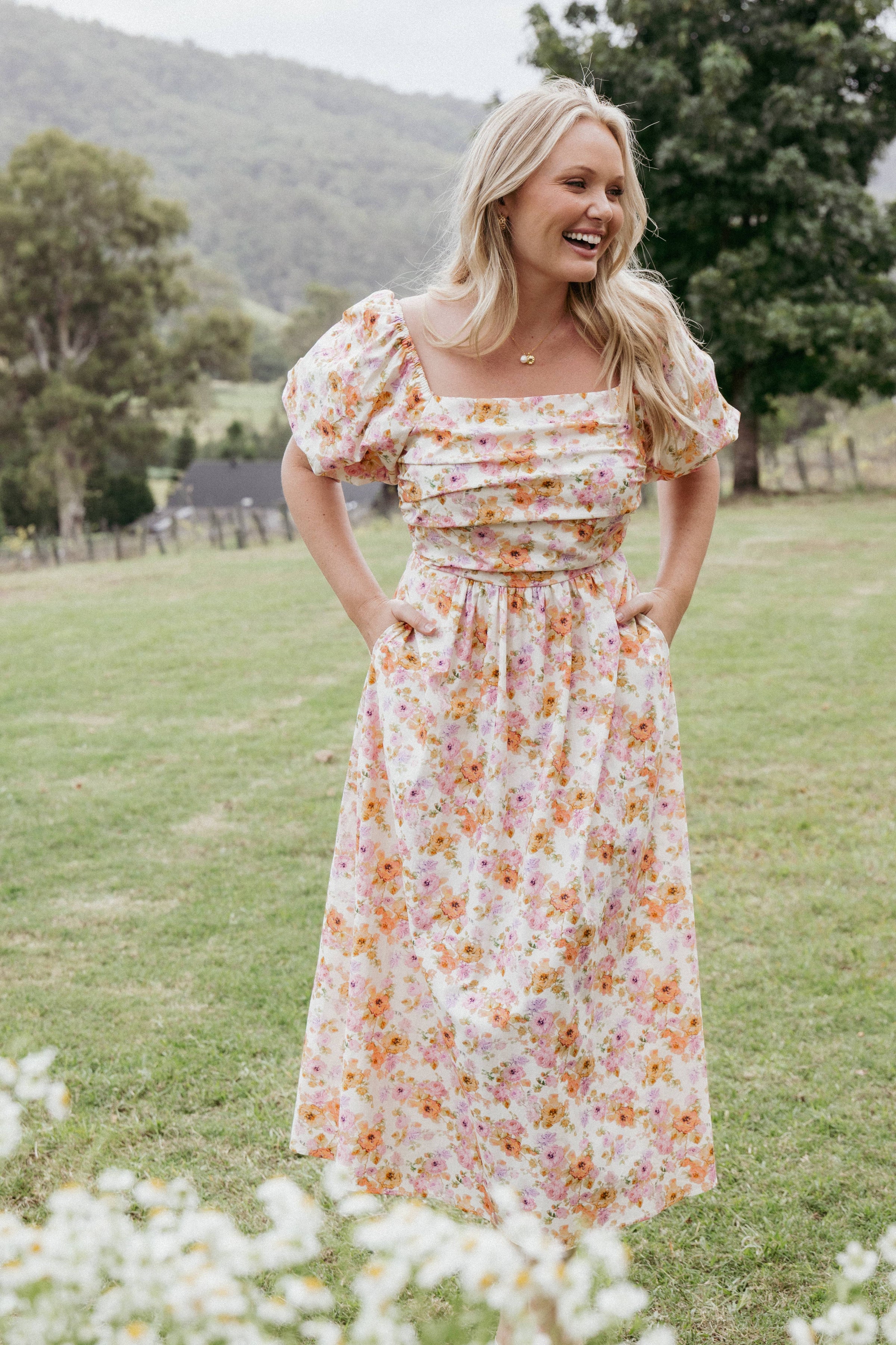 DRESSES Clo Puff Sleeve Midi Dress - Peach Floral