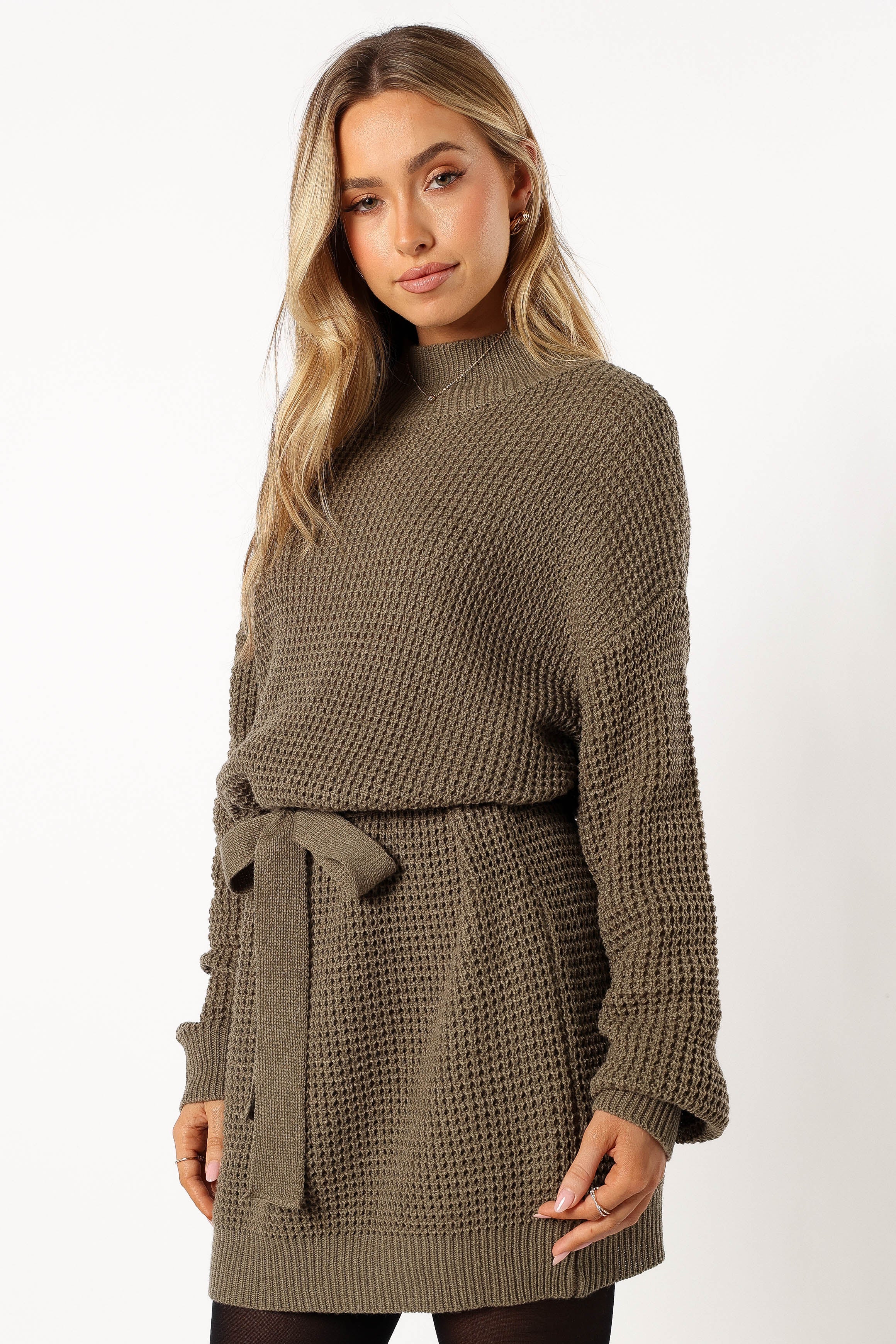 DRESSES @Cozette Longsleeve Mini Dress - Olive