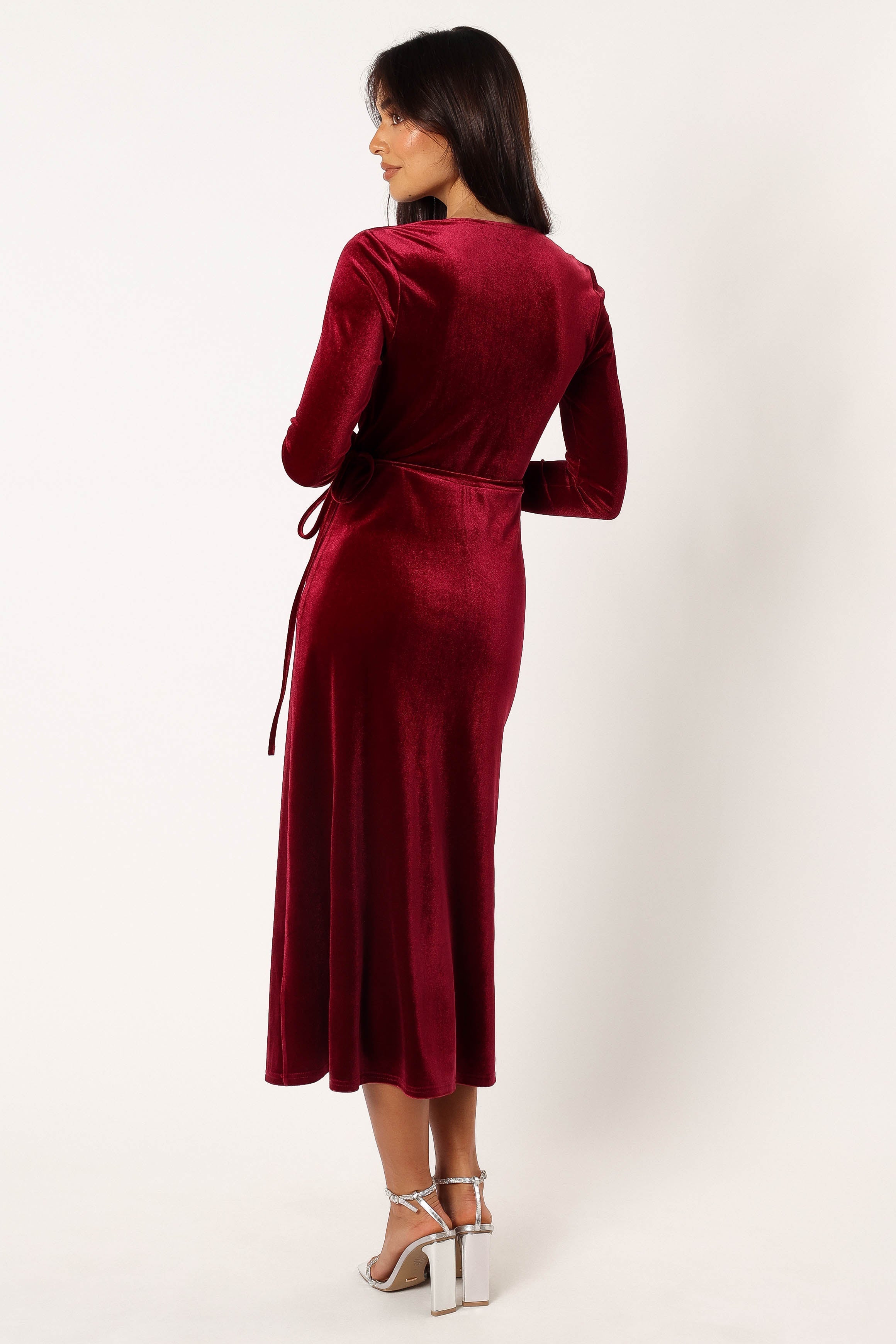 DRESSES @Darby Longsleeve Midi Dress - Burgundy