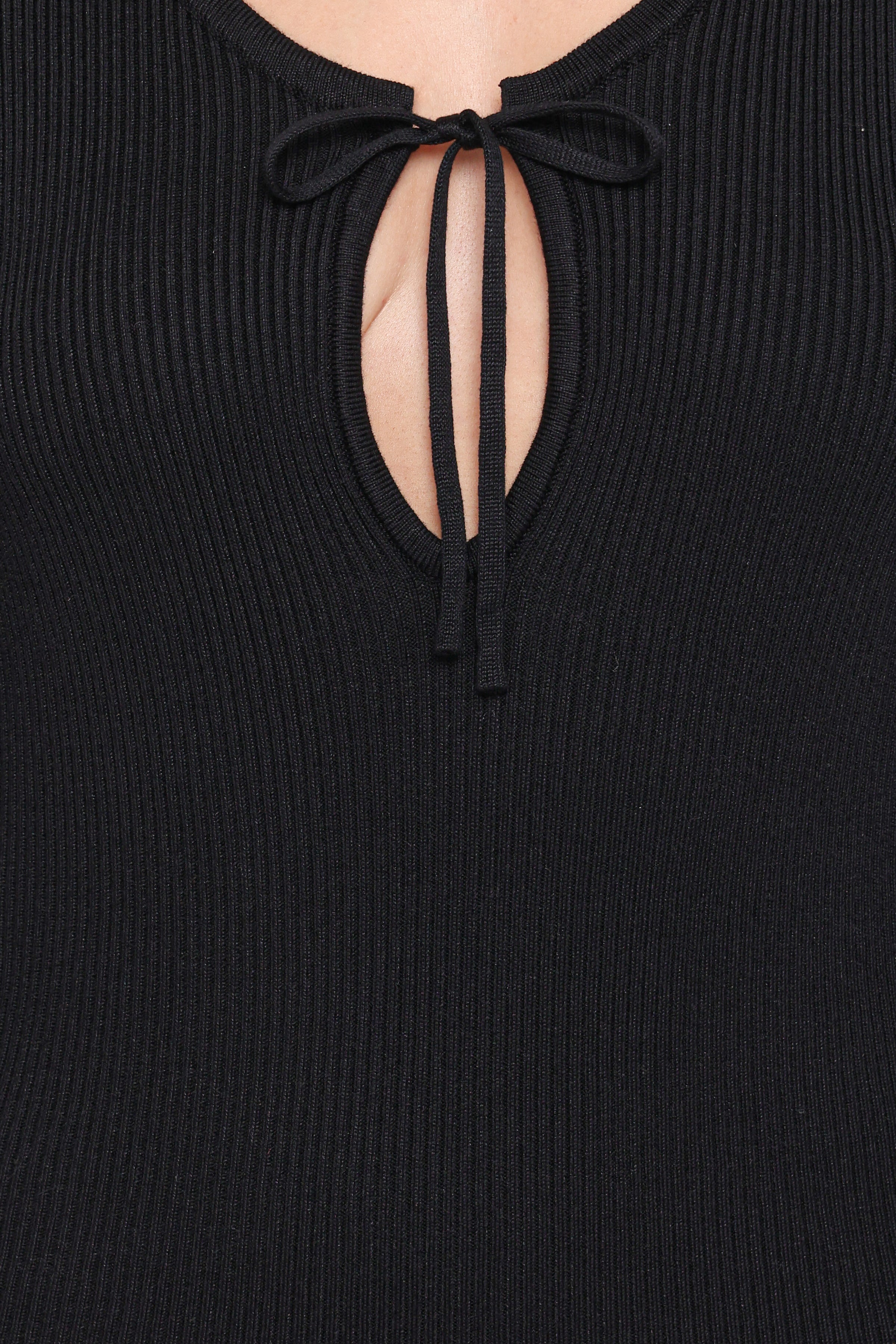 DRESSES Desley Knit Long Sleeve Maxi Dress - Black