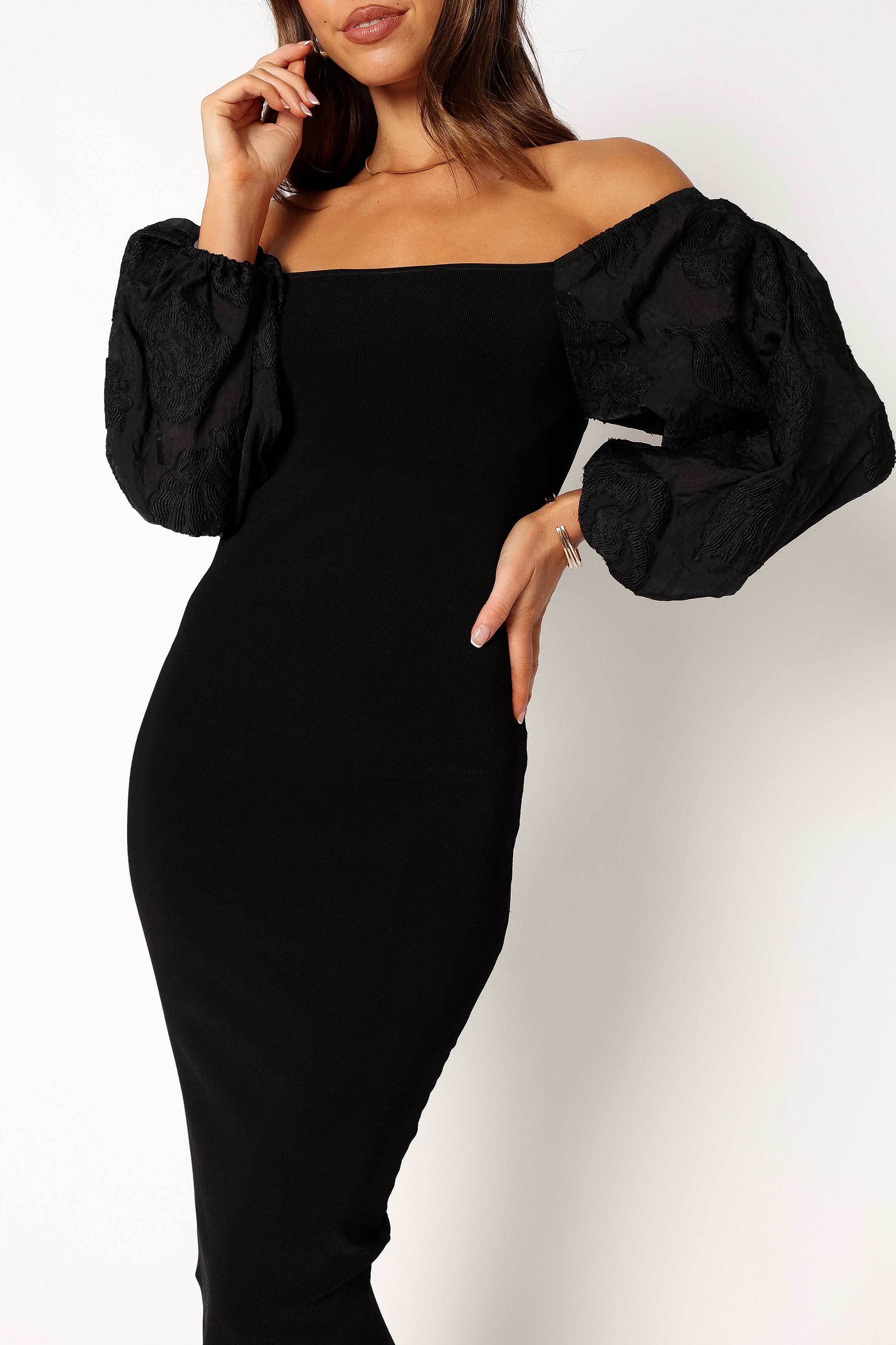 DRESSES @Dolly Puff Sleeve Midi Dress - Black