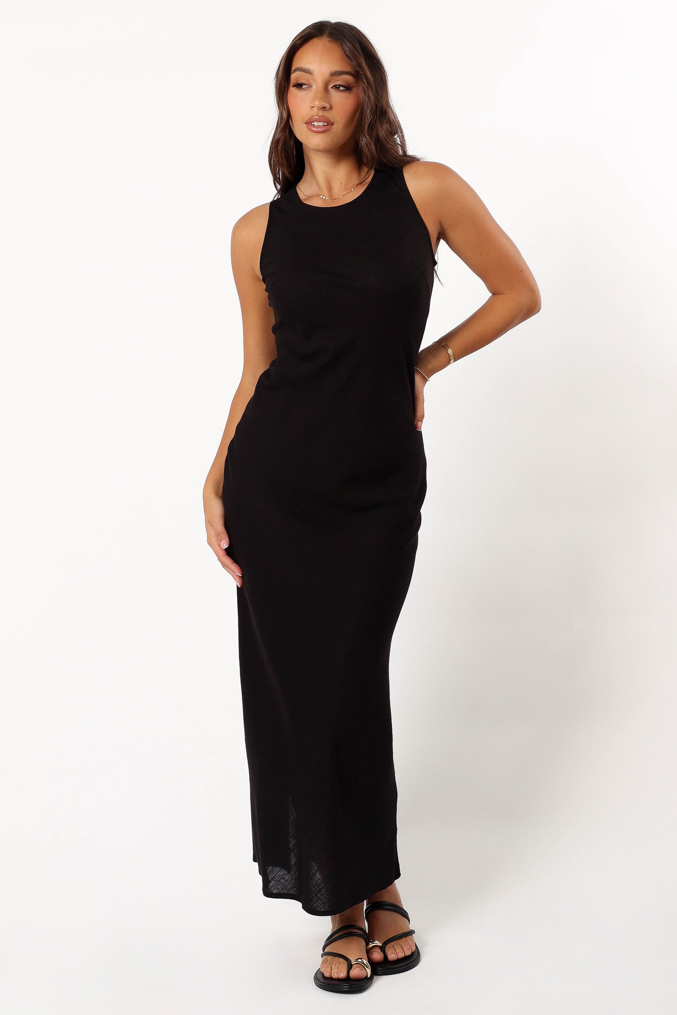 DRESSES @Ellis Maxi Dress - Black (Hold for Winter Essentials)