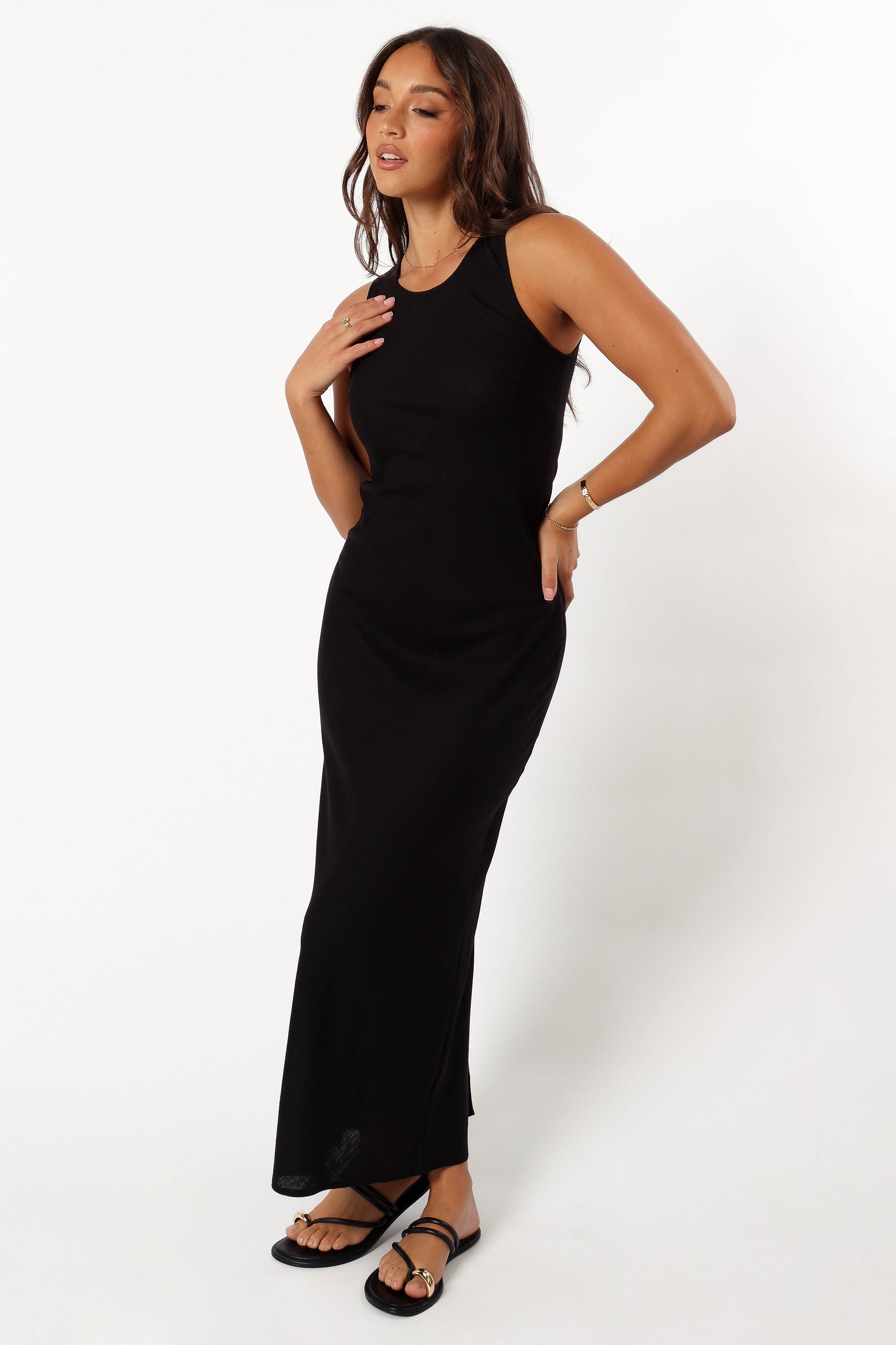 DRESSES @Ellis Maxi Dress - Black (Hold for Winter Essentials)