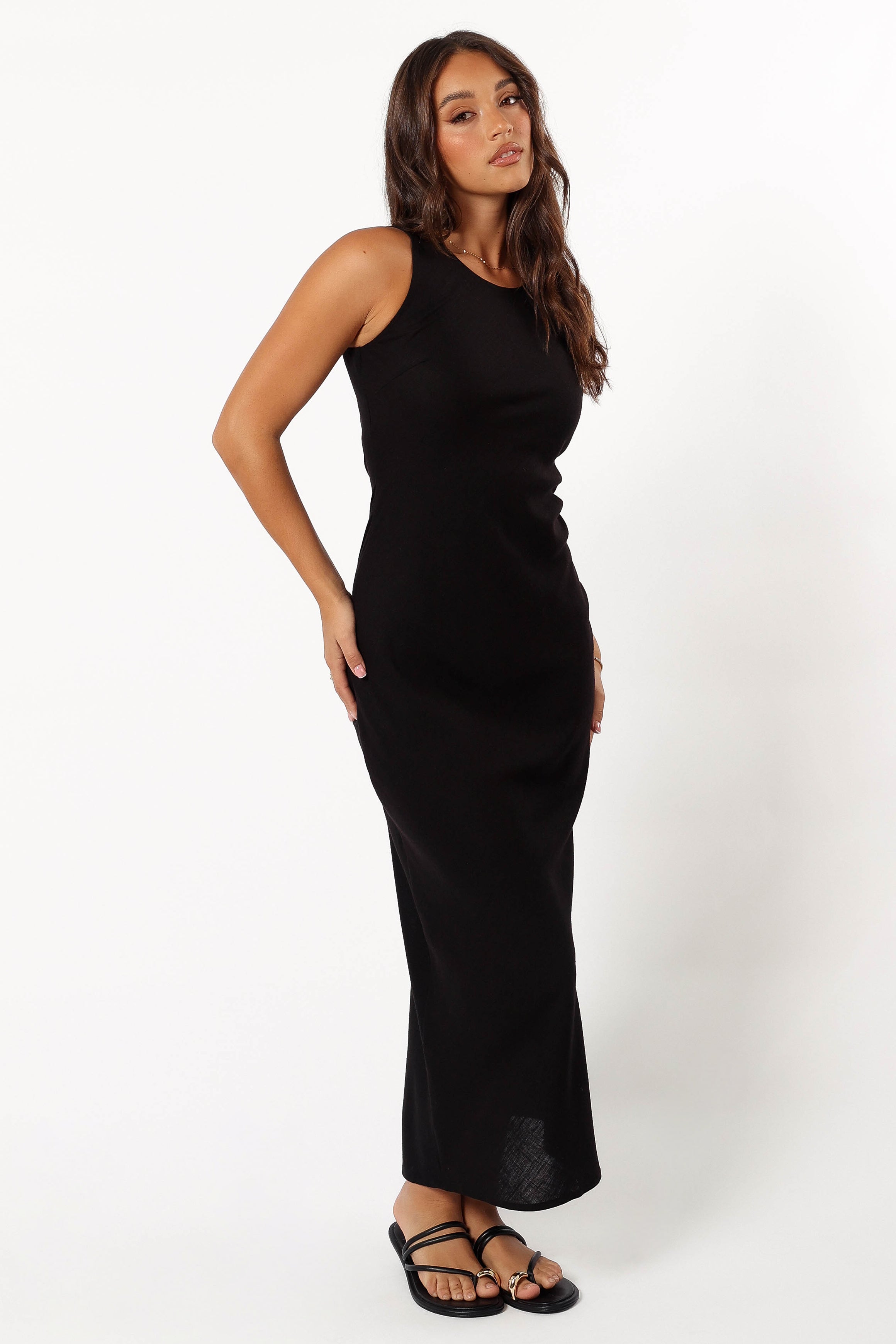 DRESSES @Ellis Maxi Dress - Black (Hold for Winter Essentials)