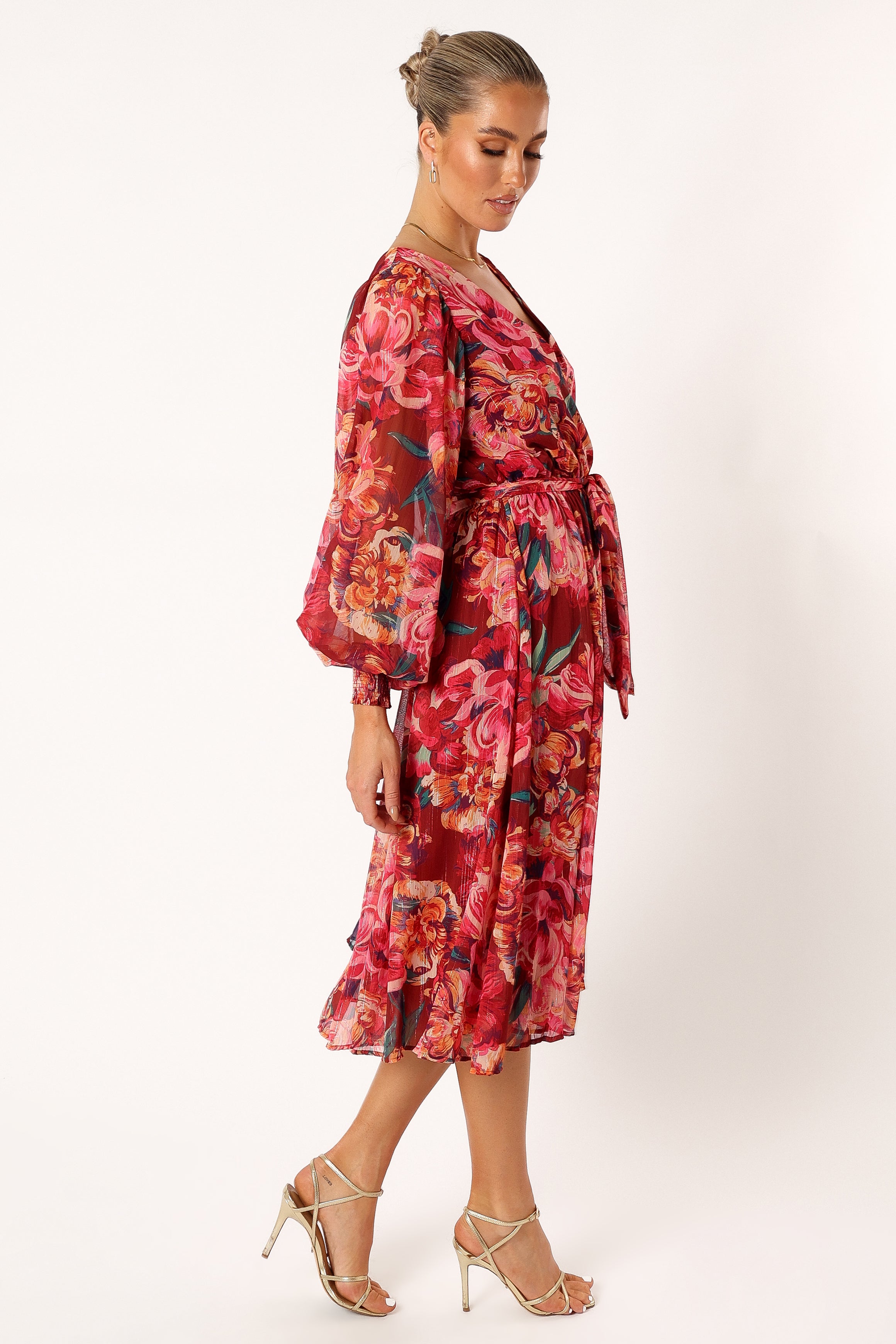 DRESSES @Goldie Longsleeve Maxi Dress - Red Floral