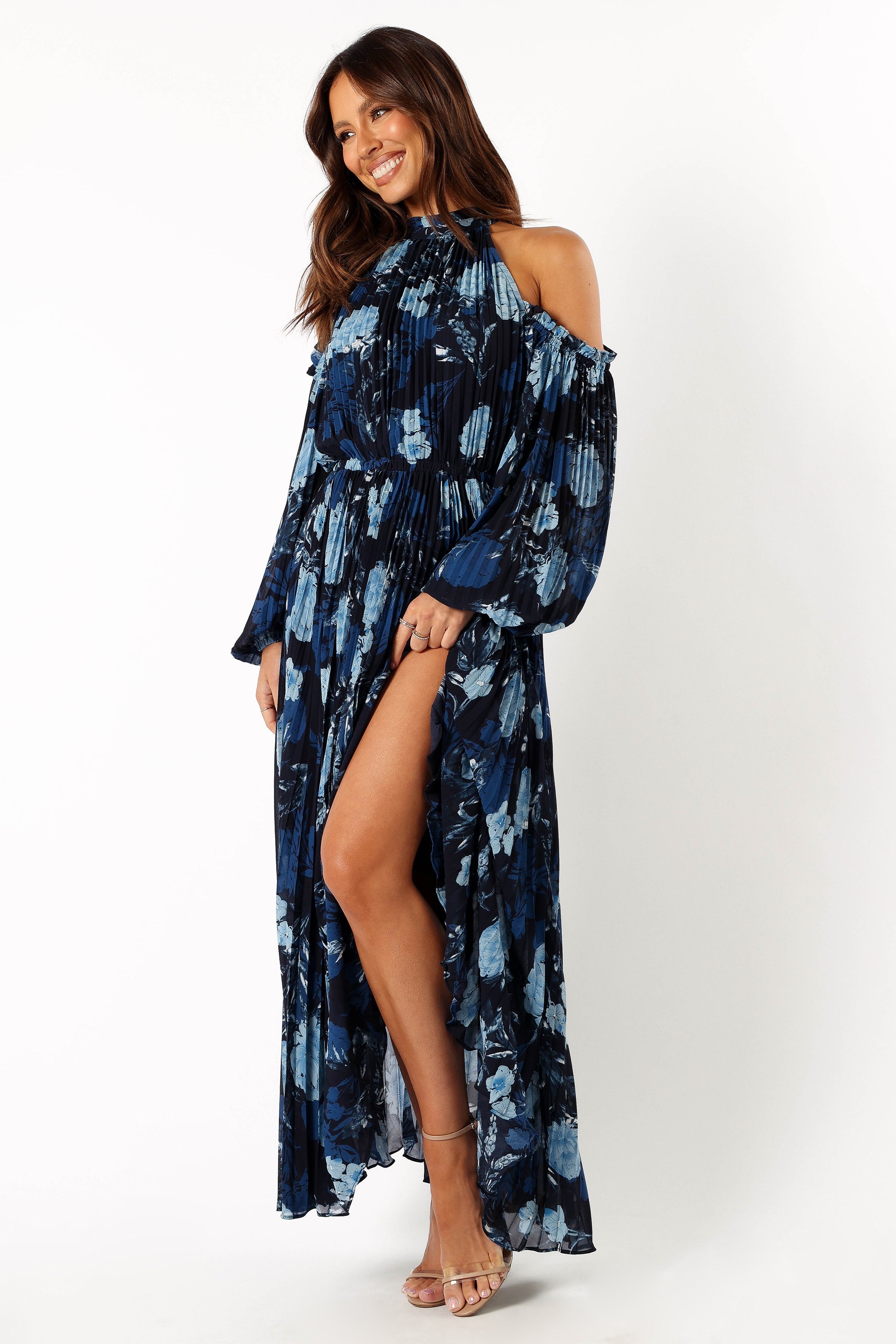 DRESSES @Hilary Pleated Maxi Dress - Blue Floral