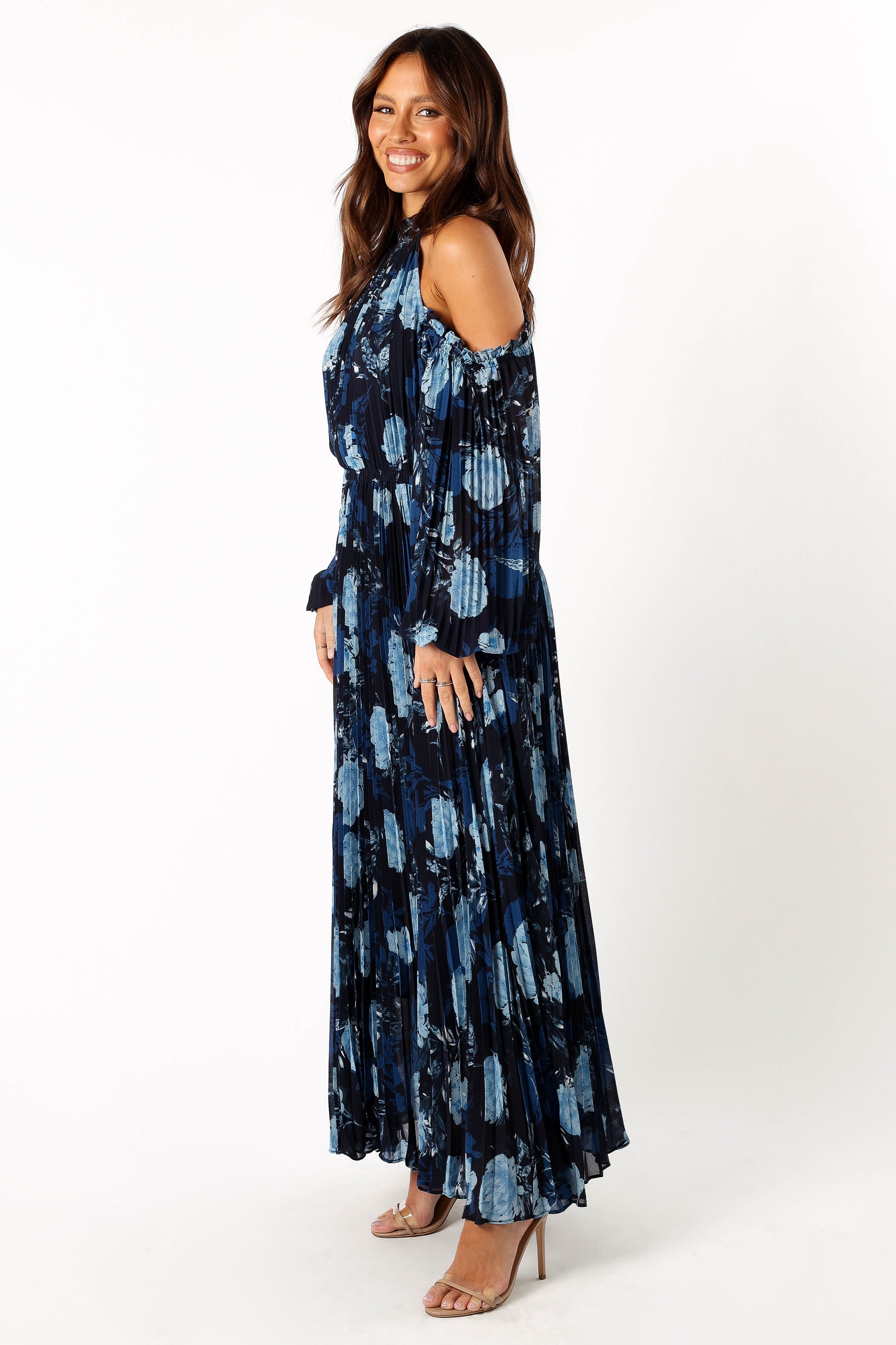 DRESSES @Hilary Pleated Maxi Dress - Blue Floral
