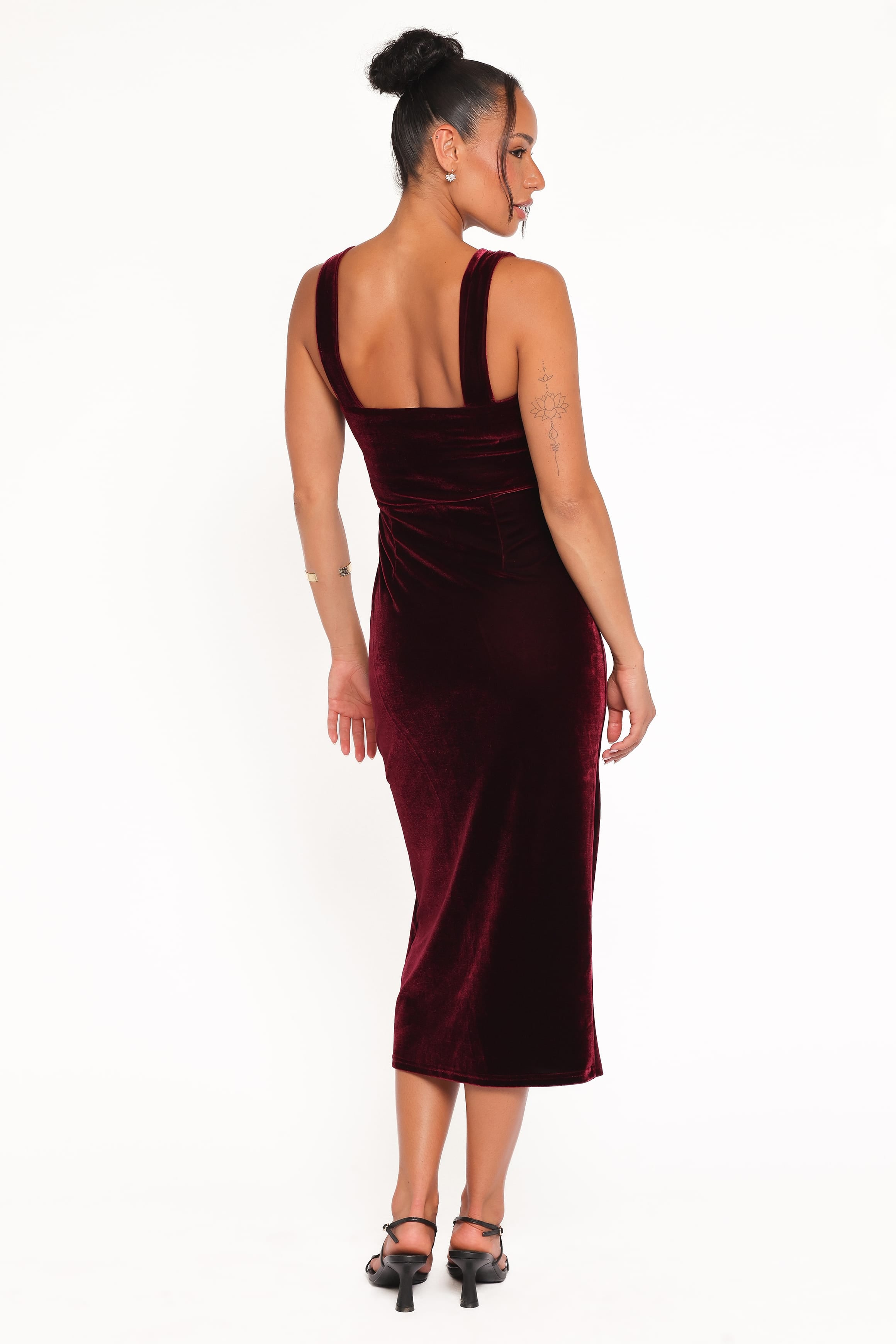 DRESSES Hyatt Velvet Dress - Burgundy