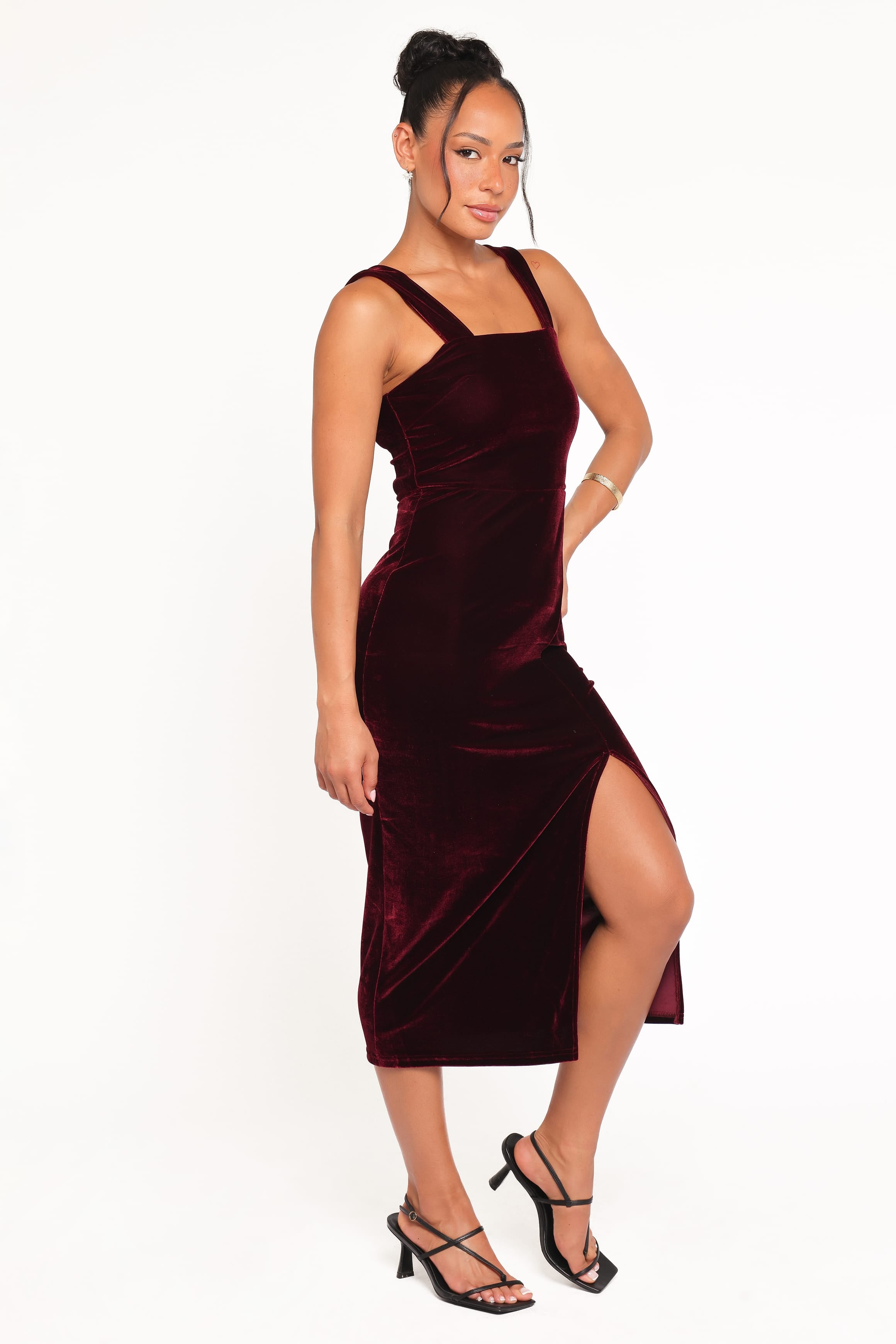 DRESSES Hyatt Velvet Dress - Burgundy