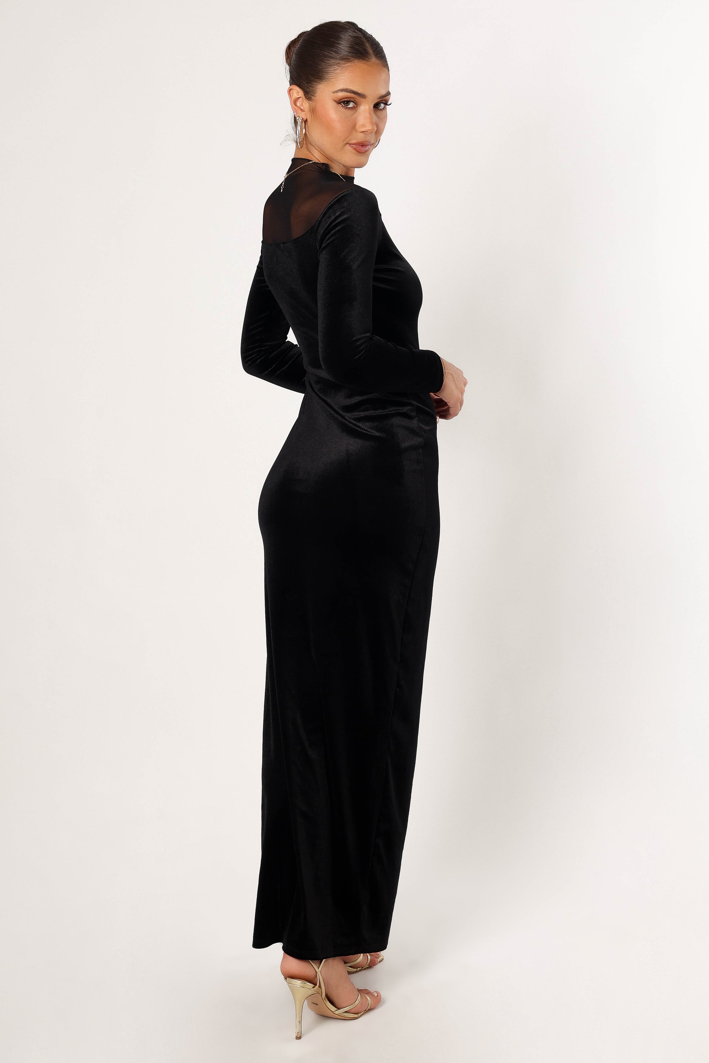 DRESSES @Jessica Longsleeve Maxi Dress - Black