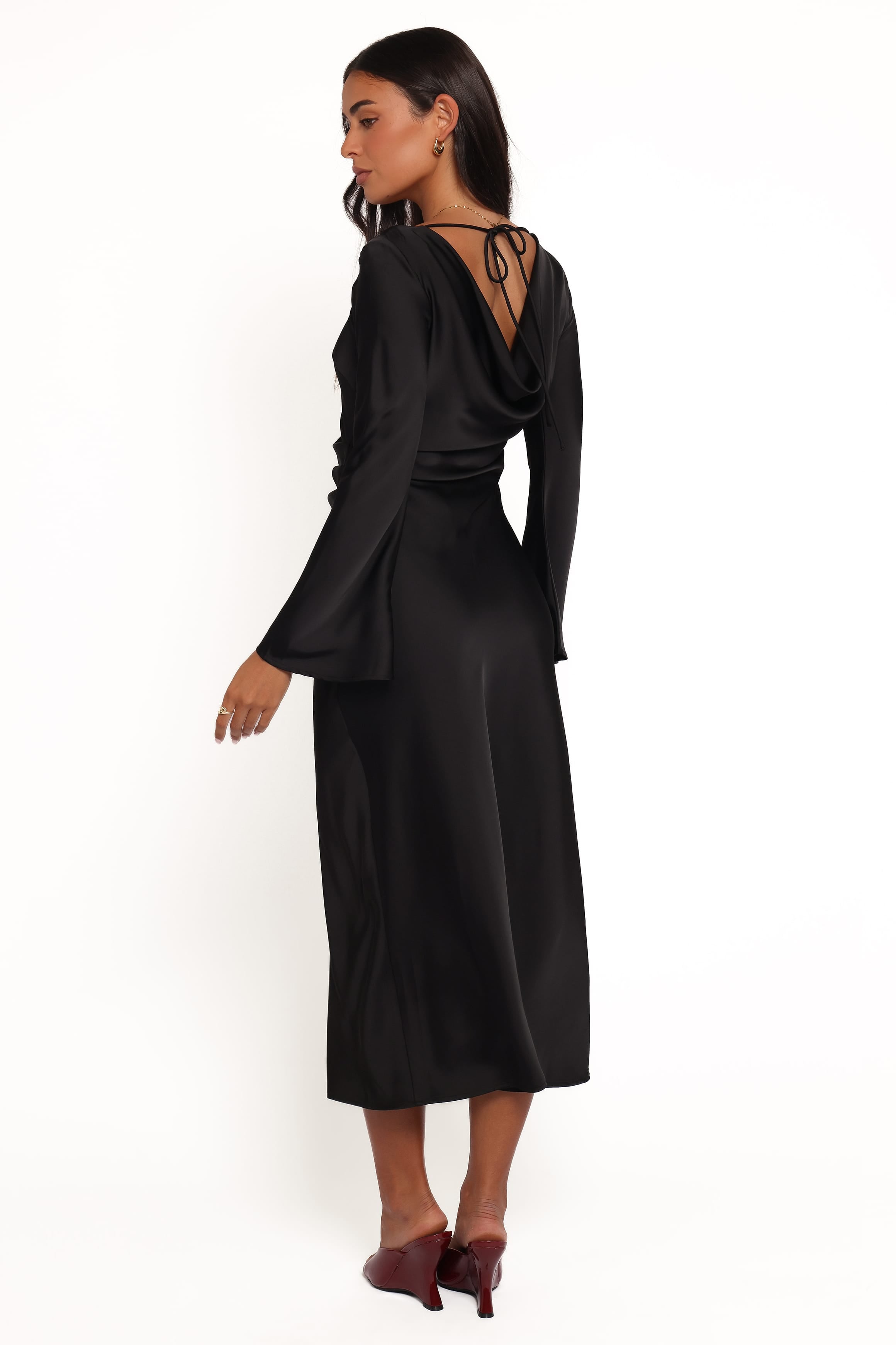 DRESSES Kalyssa Long Sleeve Maxi Dress - Black