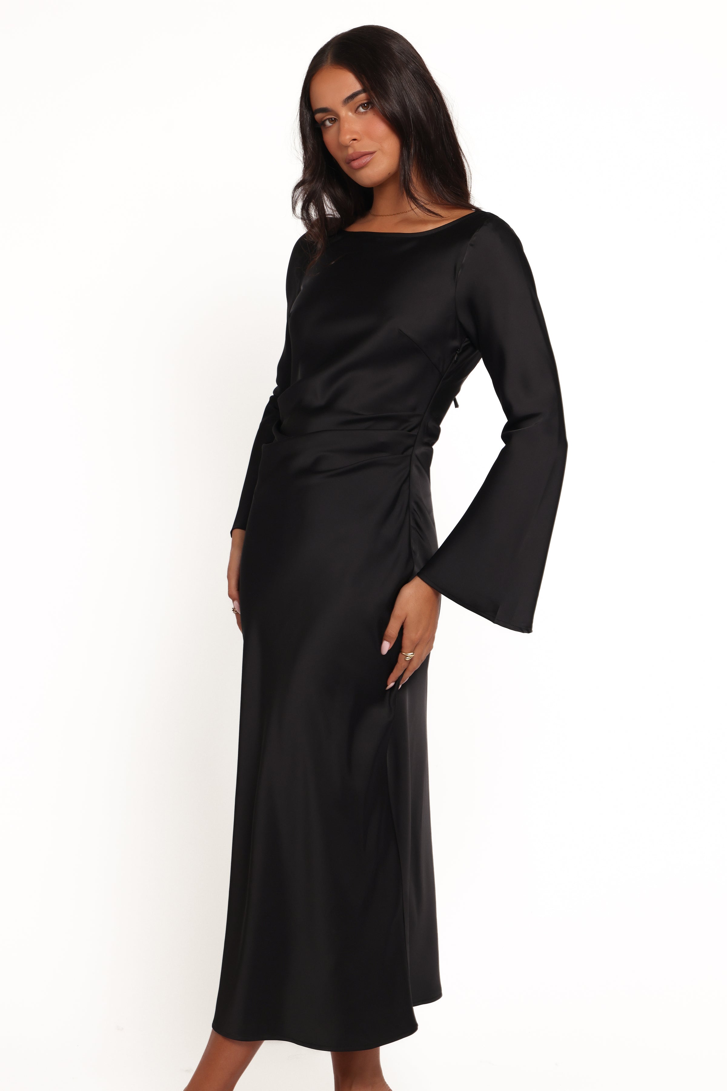 DRESSES Kalyssa Long Sleeve Maxi Dress - Black