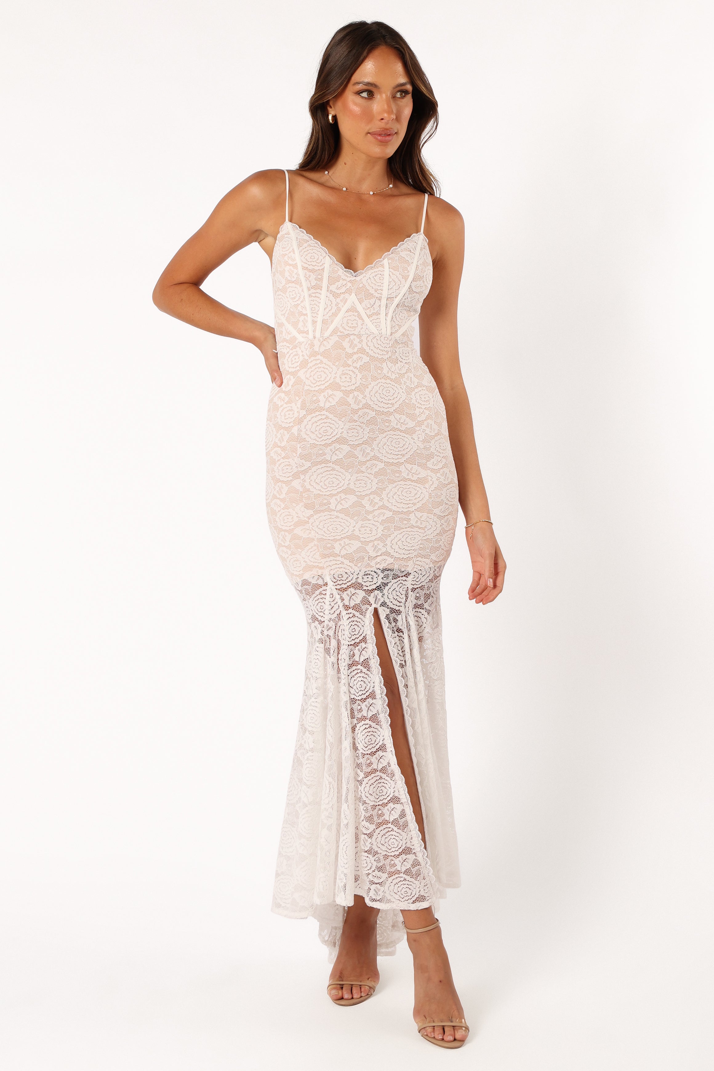 DRESSES @Kinny Lace Maxi Dress - White