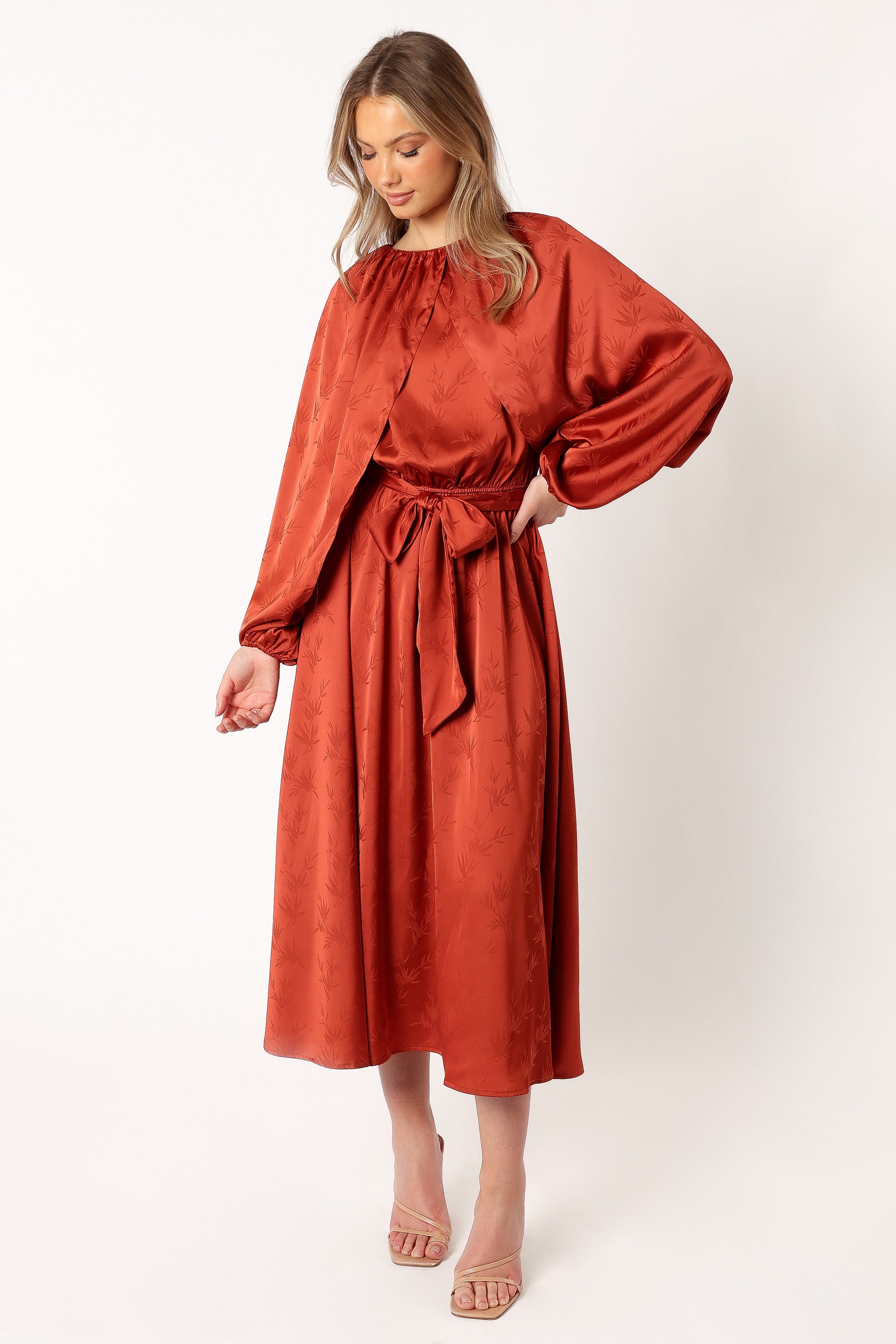 DRESSES @Lexie Longsleeve Midi Dress - Bronze