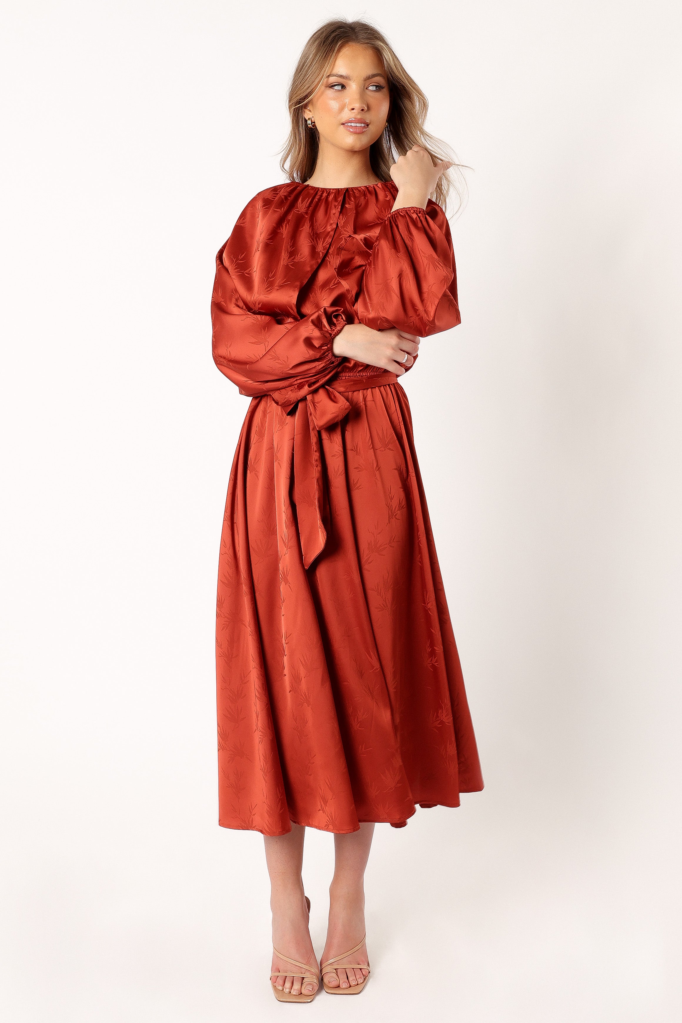 DRESSES @Lexie Longsleeve Midi Dress - Bronze