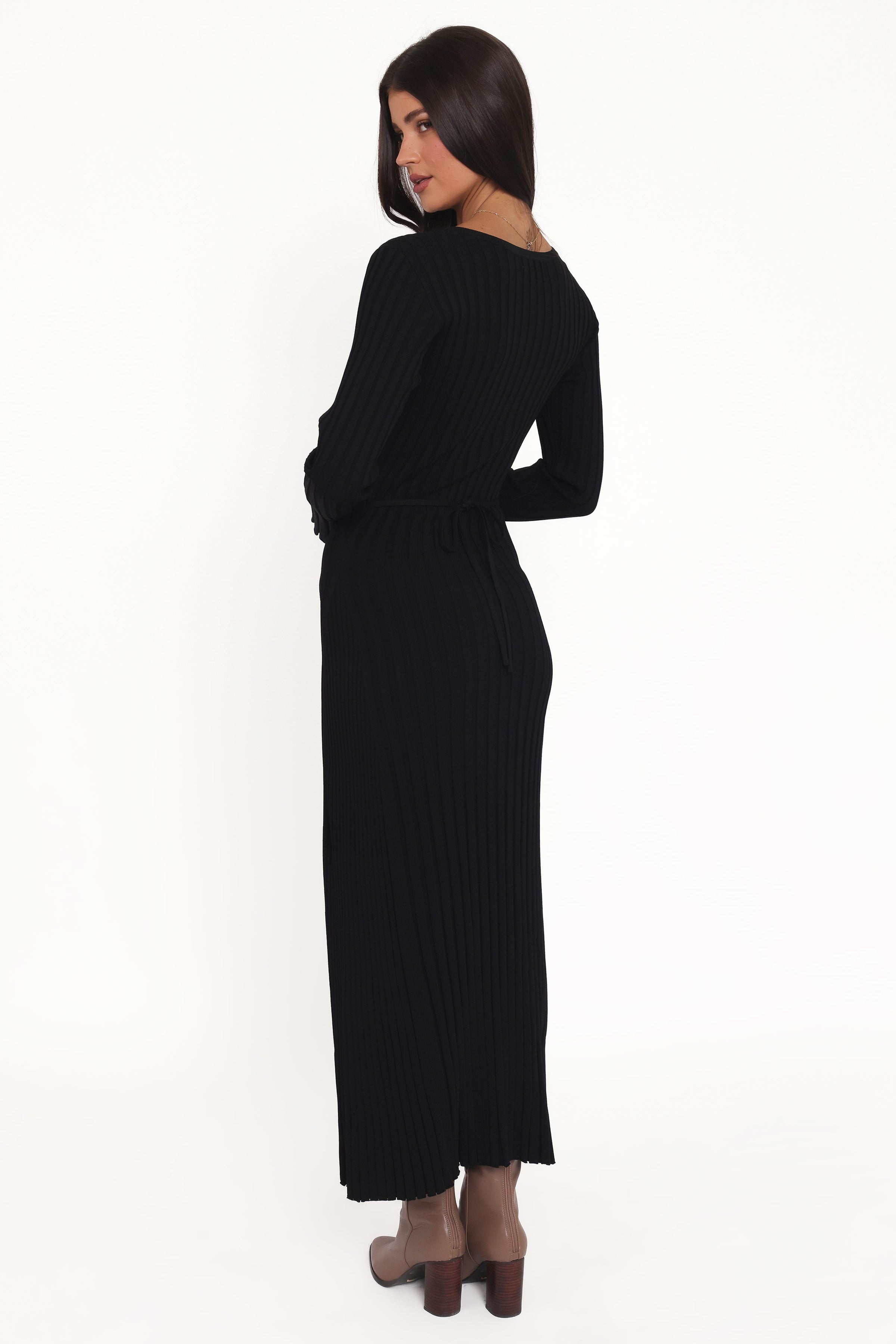 DRESSES Lina Long Sleeve Maxi Dress - Black