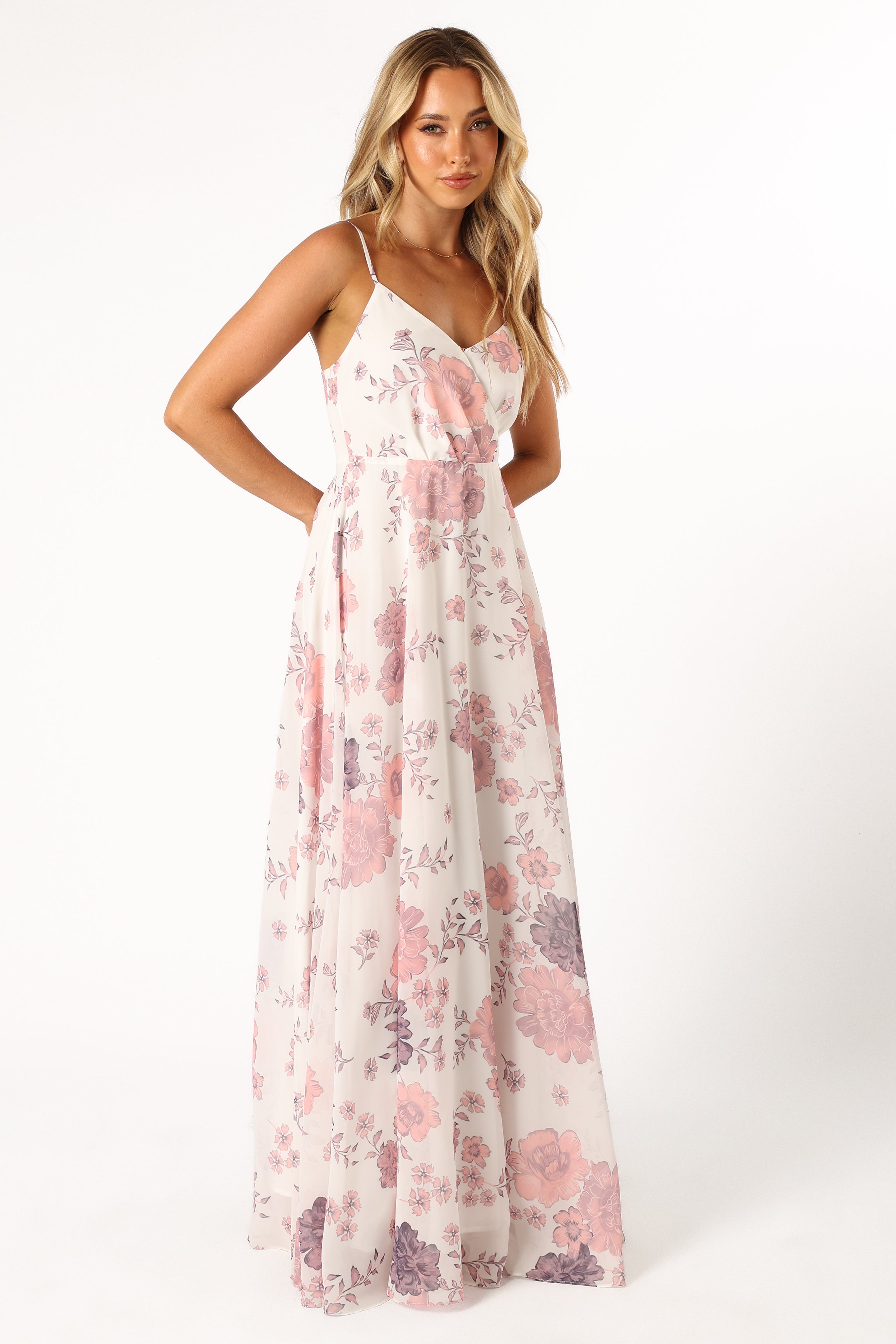 DRESSES @Madilyn Maxi Dress - White Floral