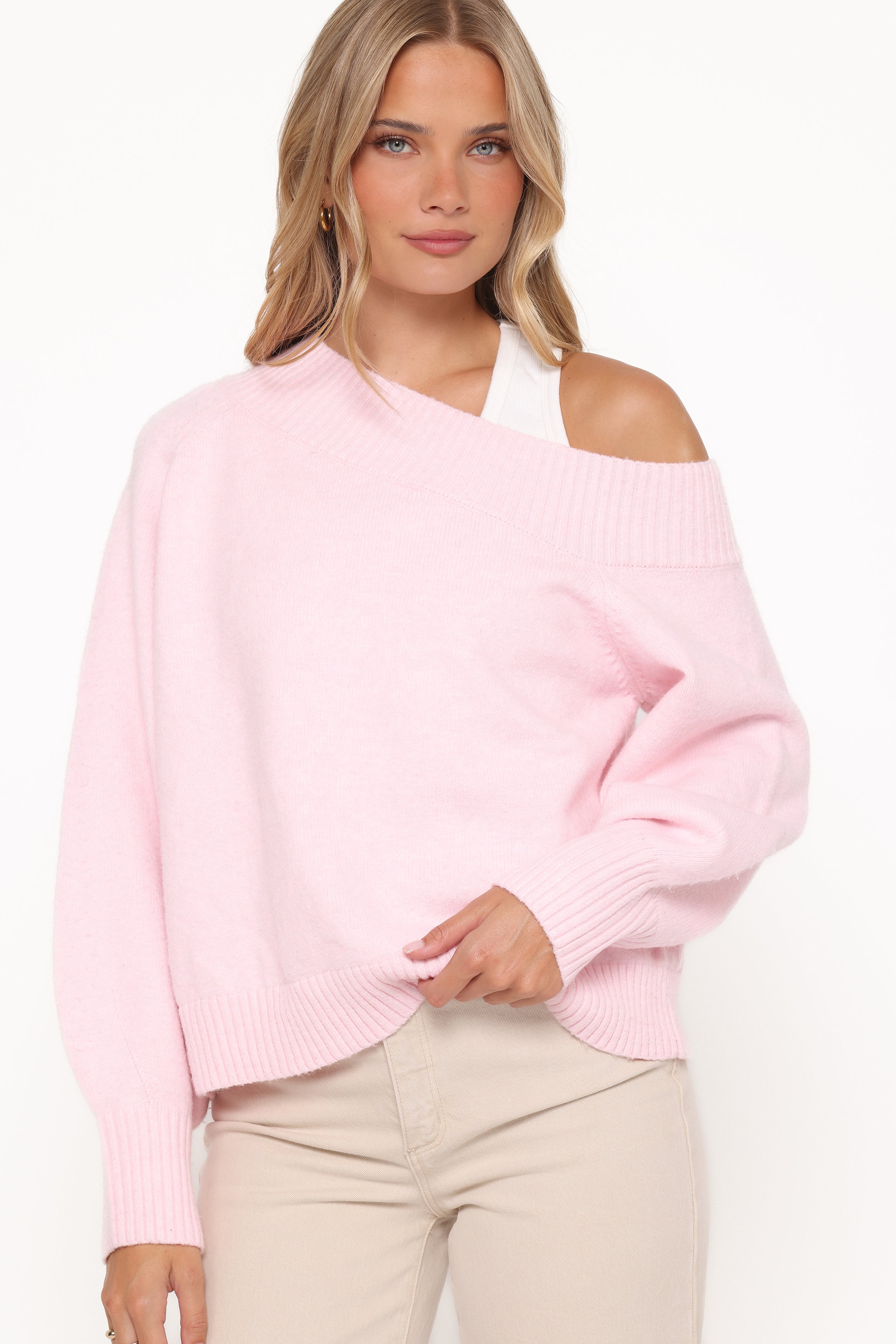 KNITWEAR Ailis Off Shoulder Sweater - Pink