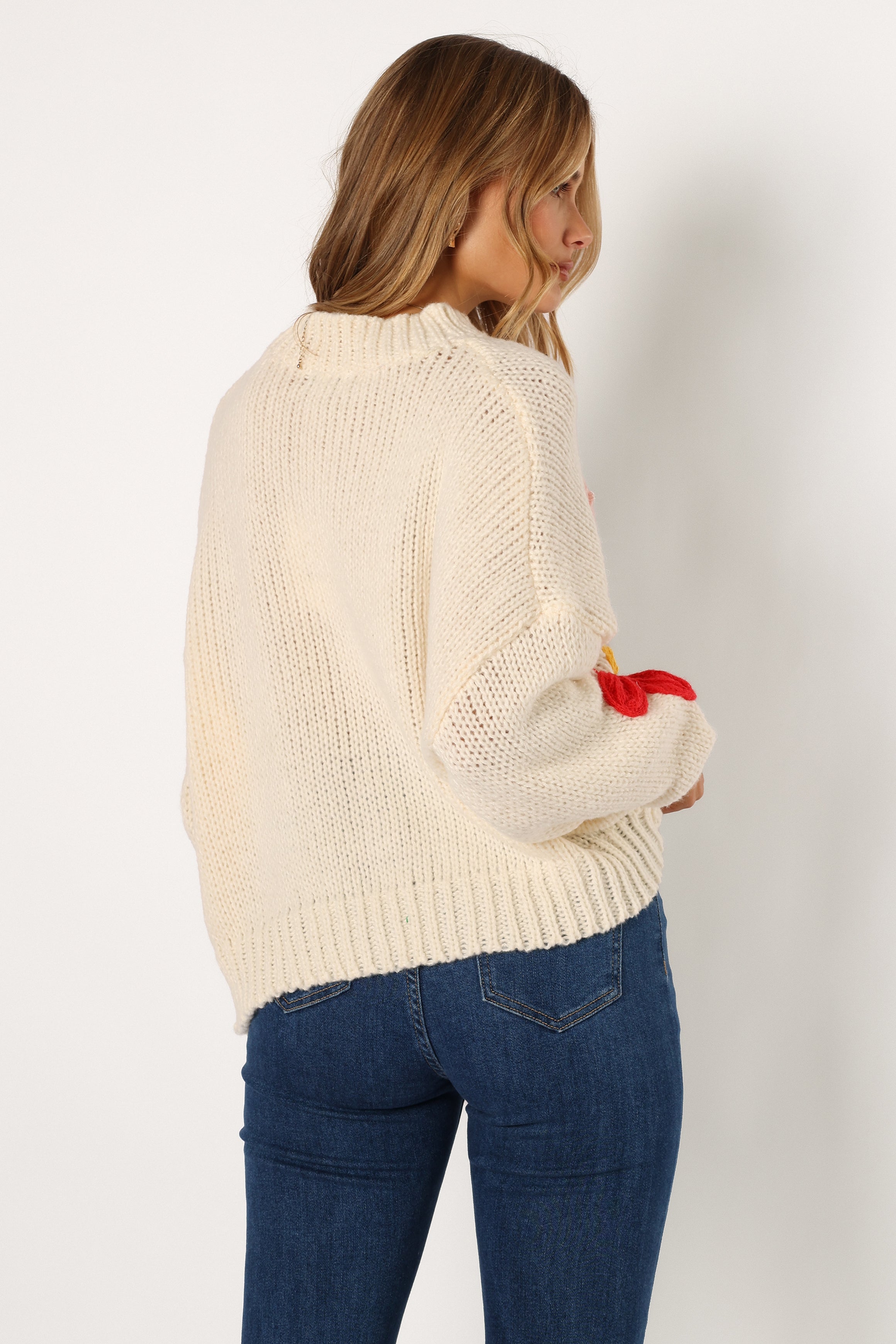 KNITWEAR @Alanna Flower Detail Knit Sweater - Cream