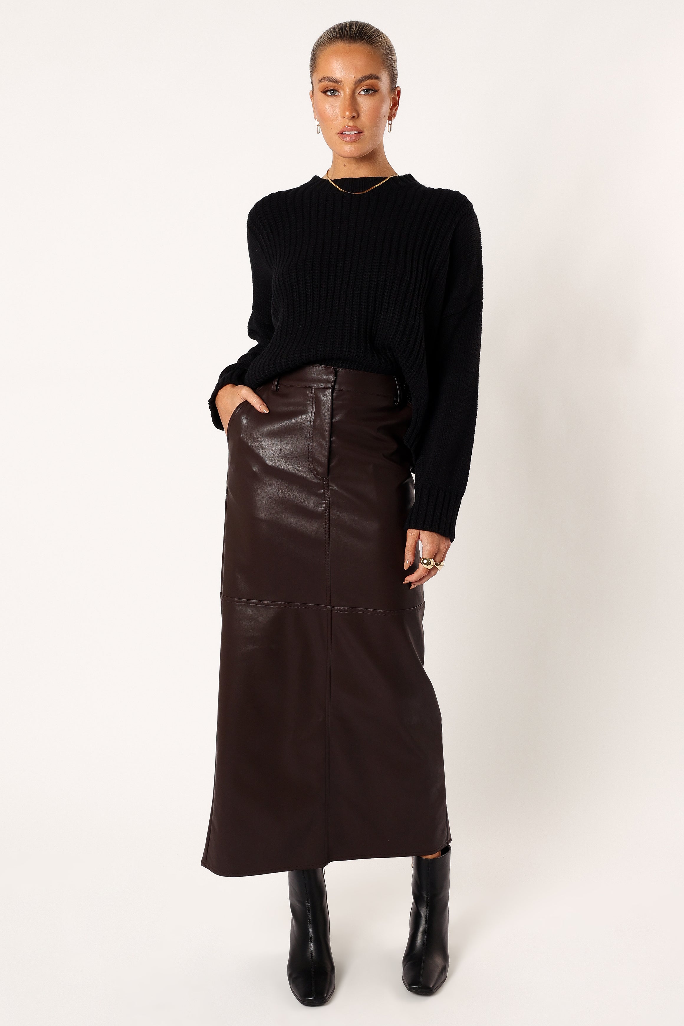 KNITWEAR @Arlette Textured Knit Sweater - Black