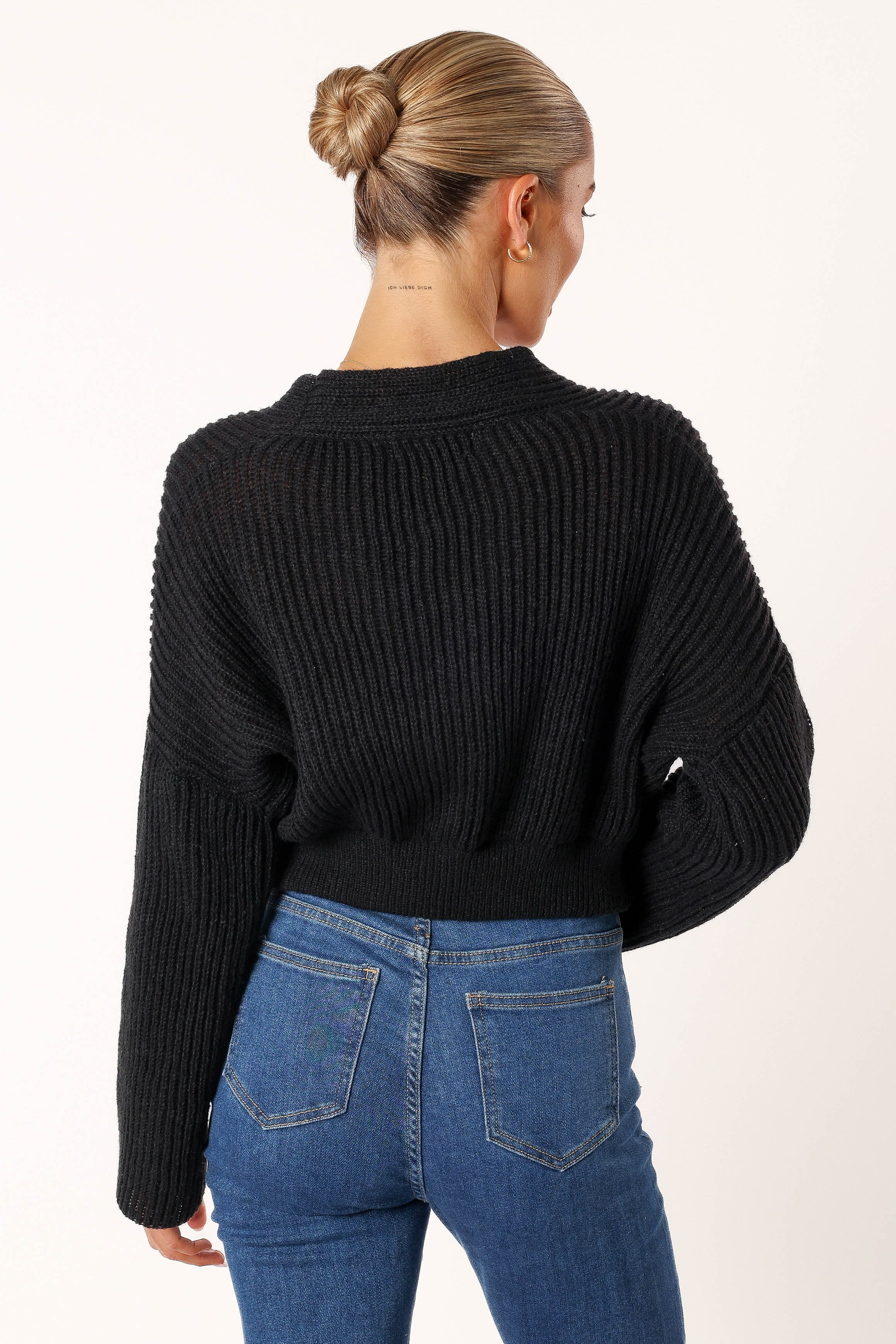 KNITWEAR @Brinley Crop Knit Sweater - Black