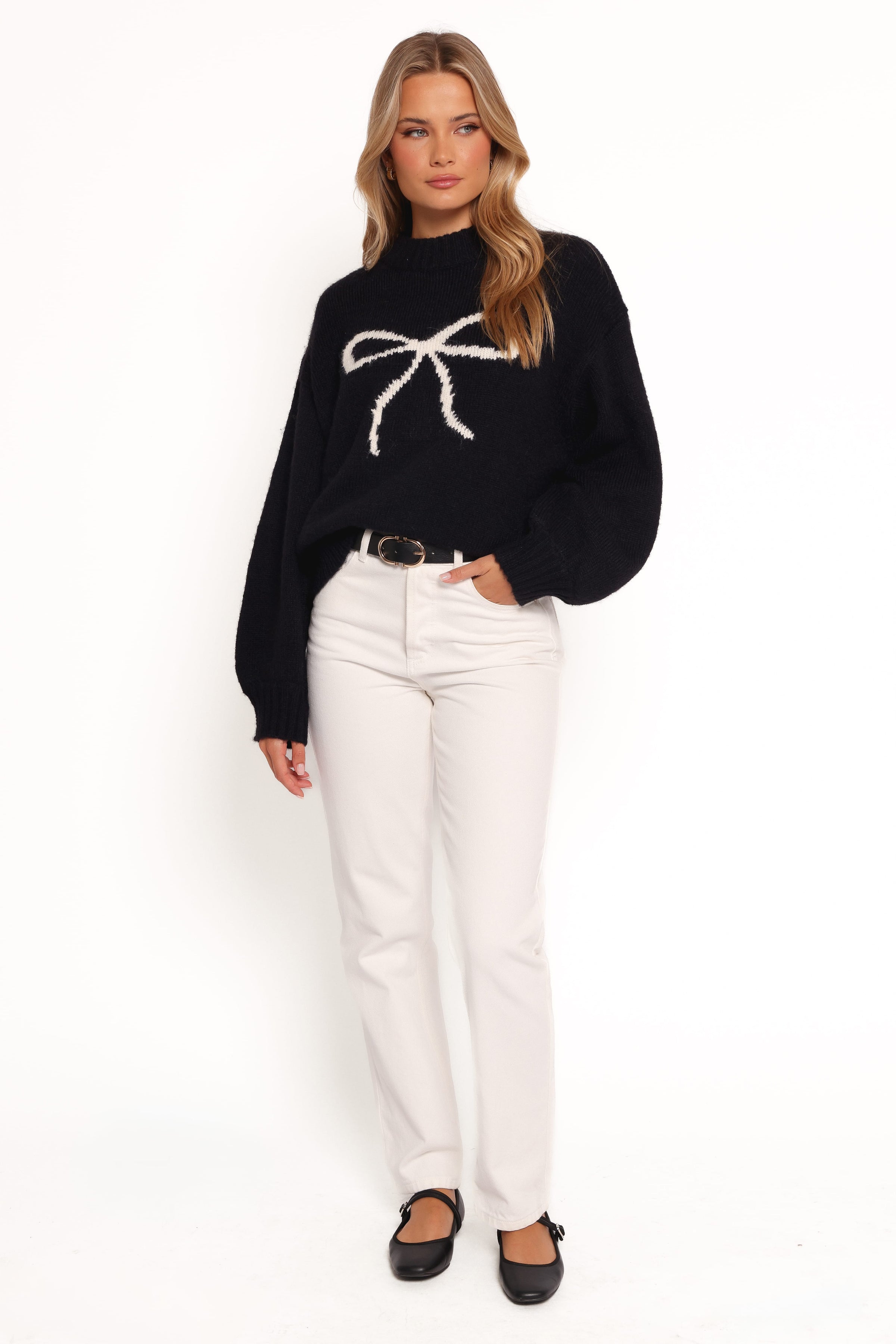 KNITWEAR Cecelia Bow Print Mock Neck Knit Sweater - Black