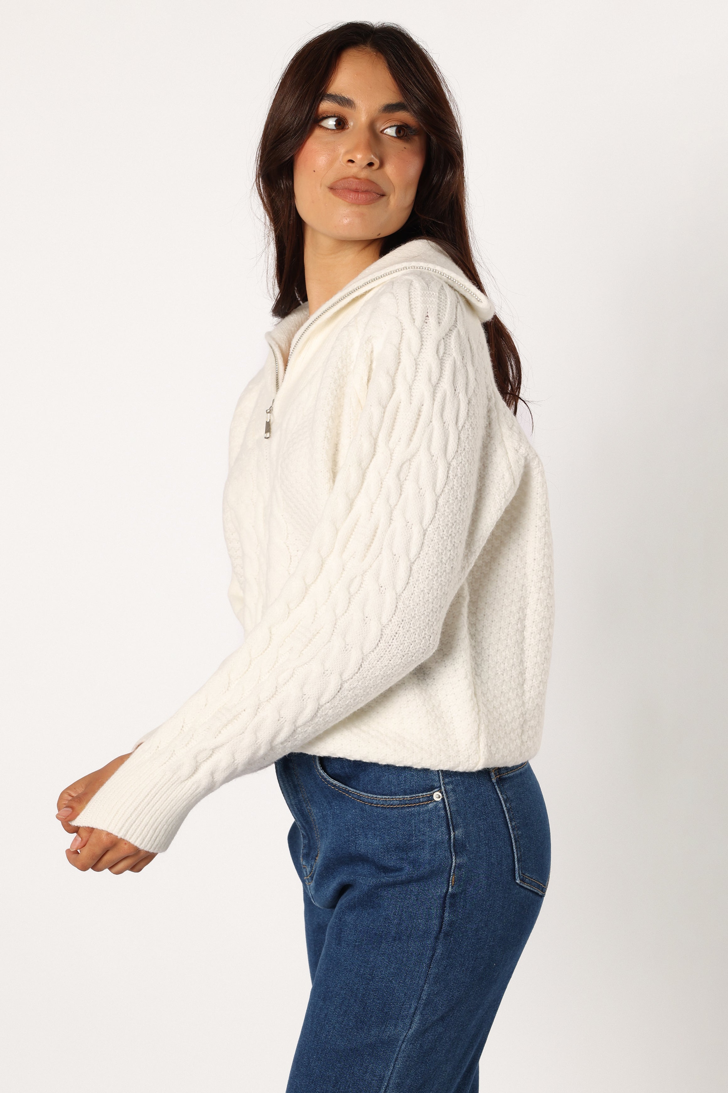 KNITWEAR @Ebony Knit Sweater - White