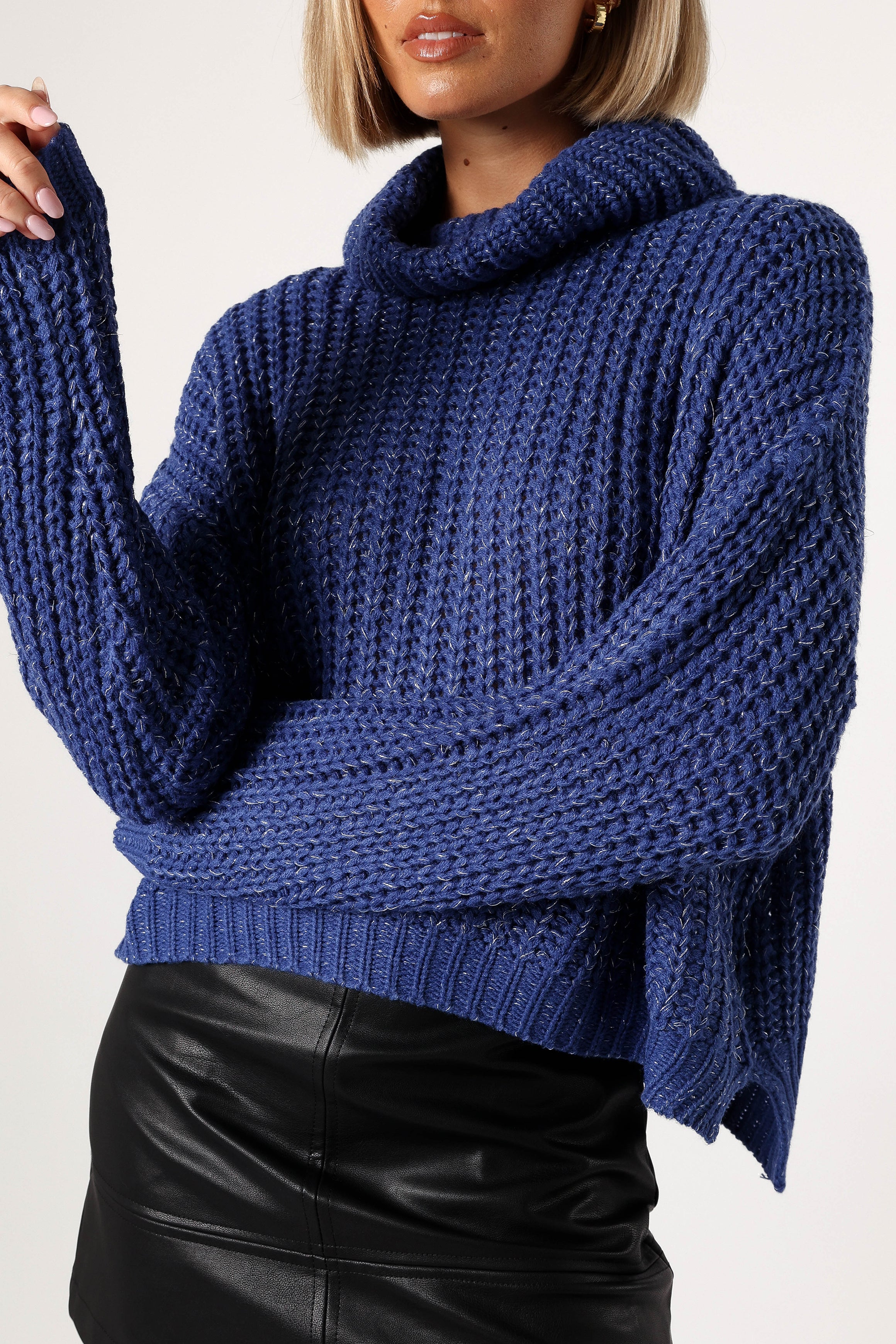 KNITWEAR @Eleanor Lurex Shine Knit Sweater - Blue