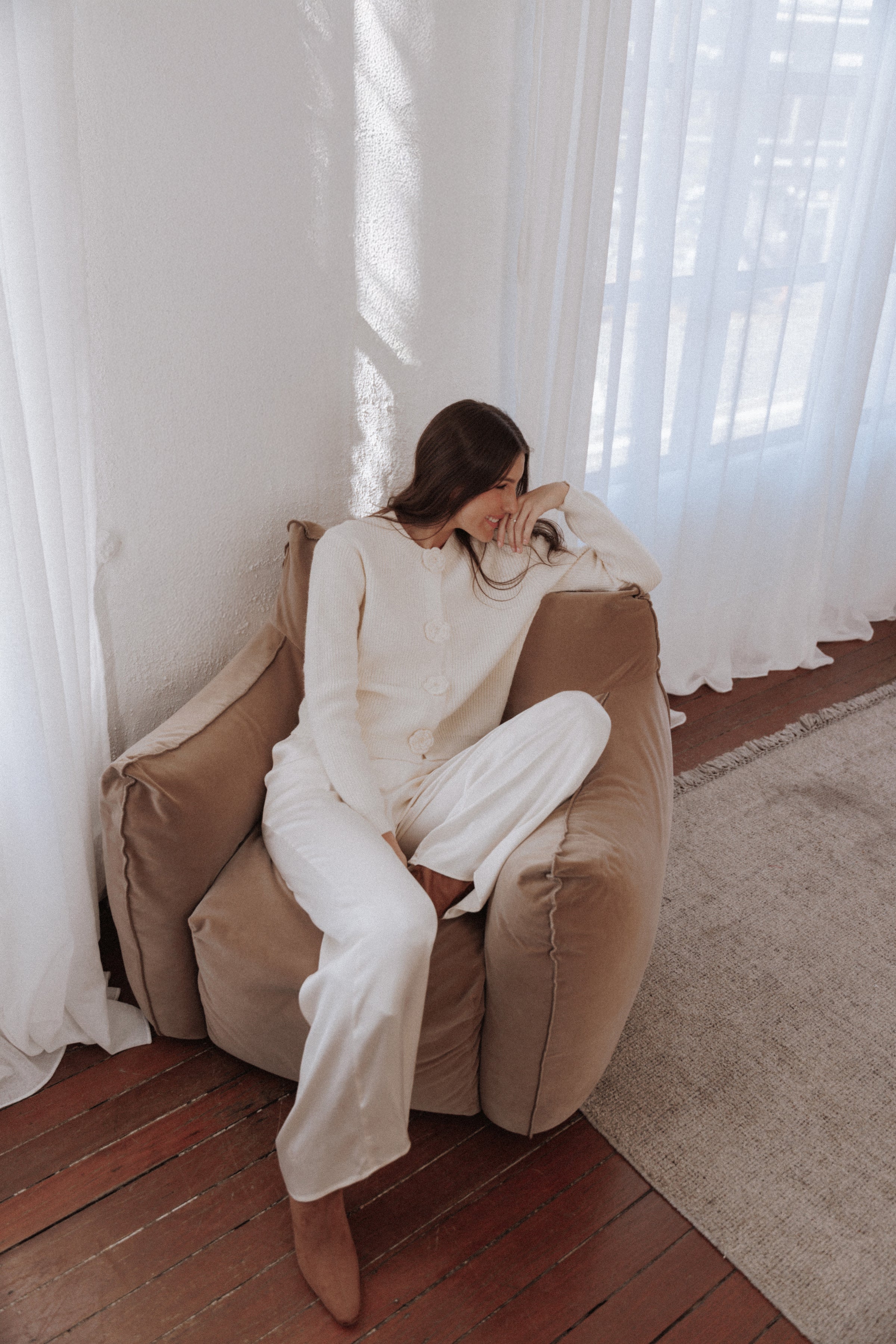 KNITWEAR Jones Rosette Cardigan - Cream