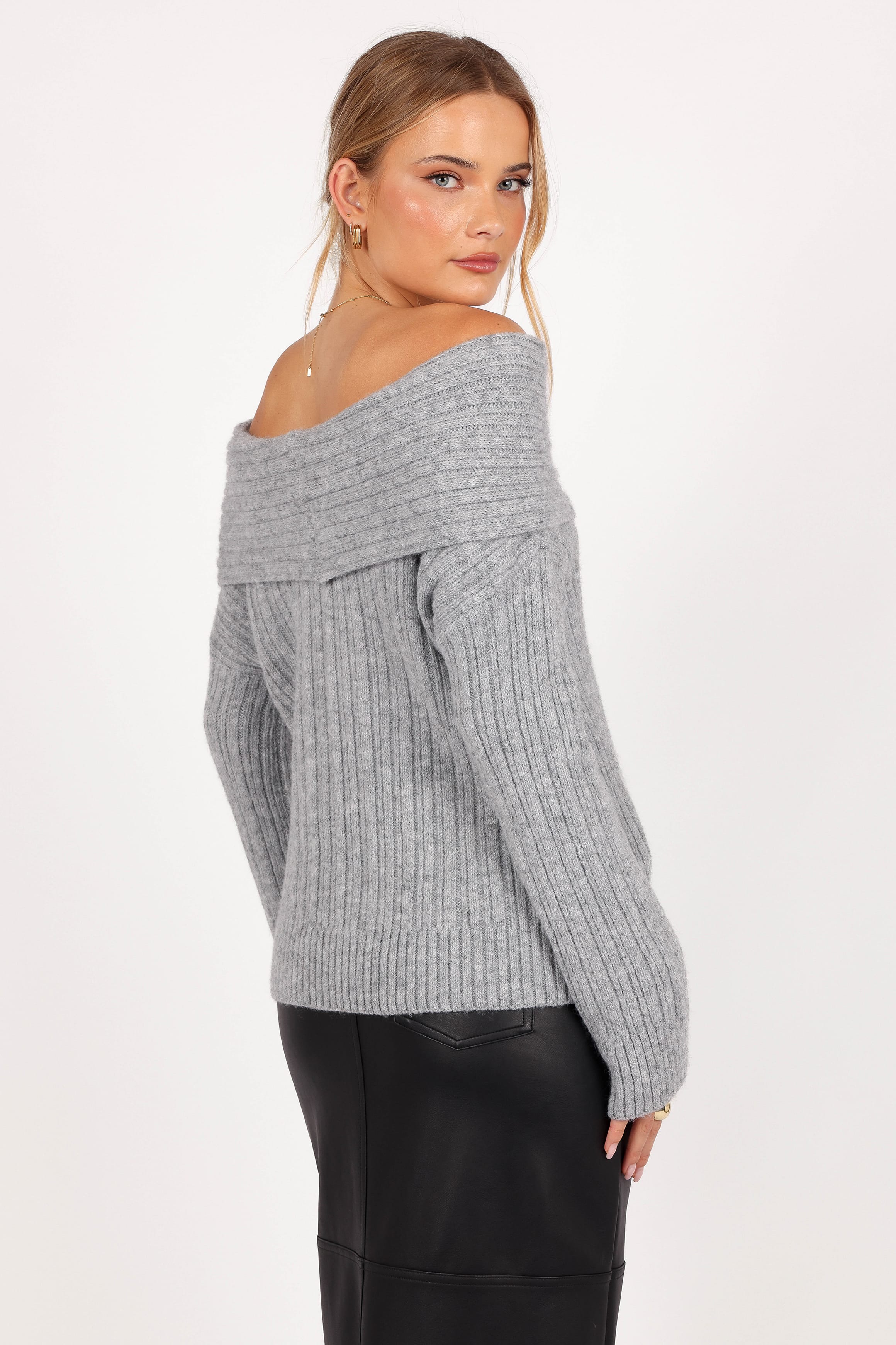 KNITWEAR Kenny Off Shoulder Knit Sweater - Grey