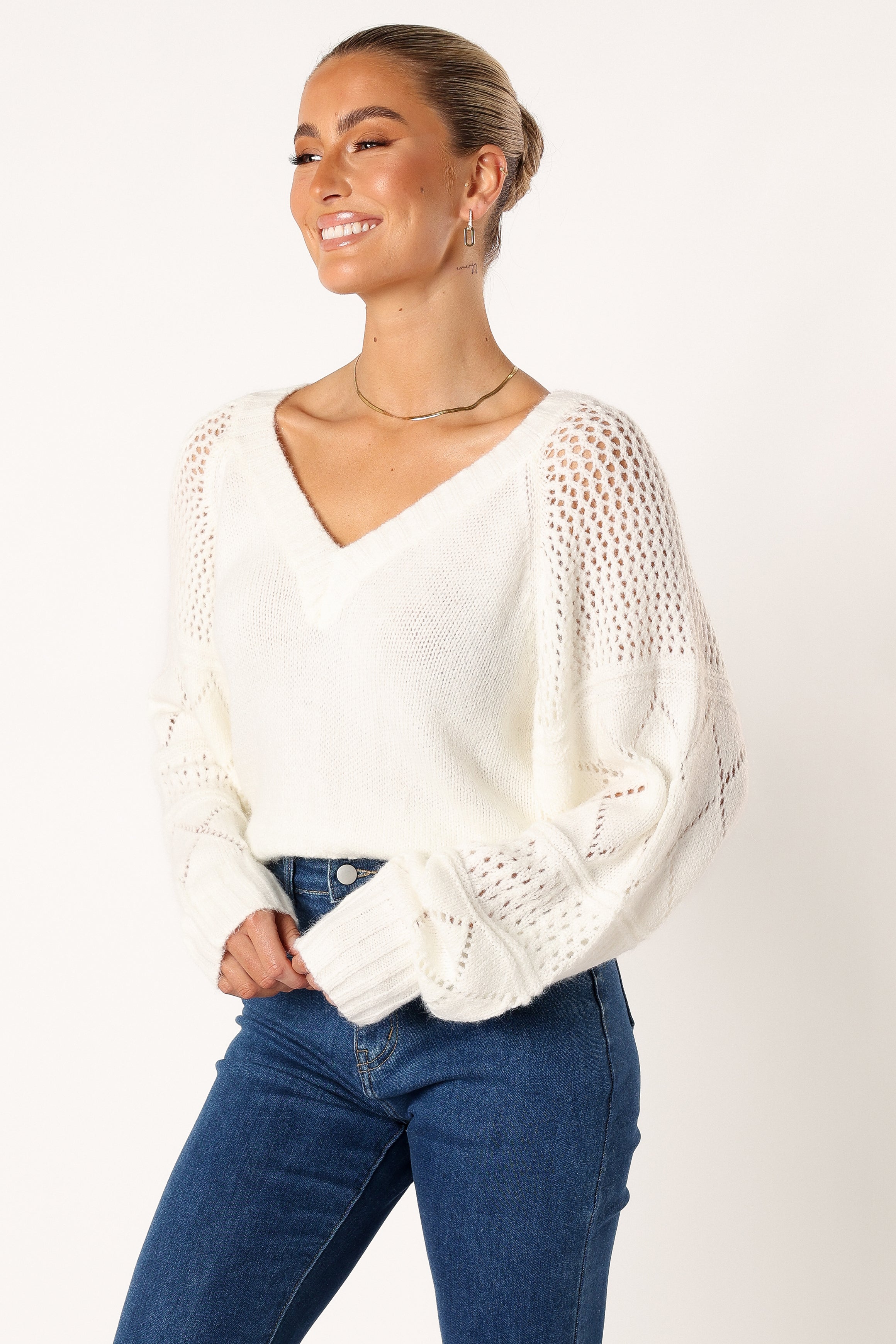 KNITWEAR @Lottie V Neck Texture Sleeve Knit Sweater - White