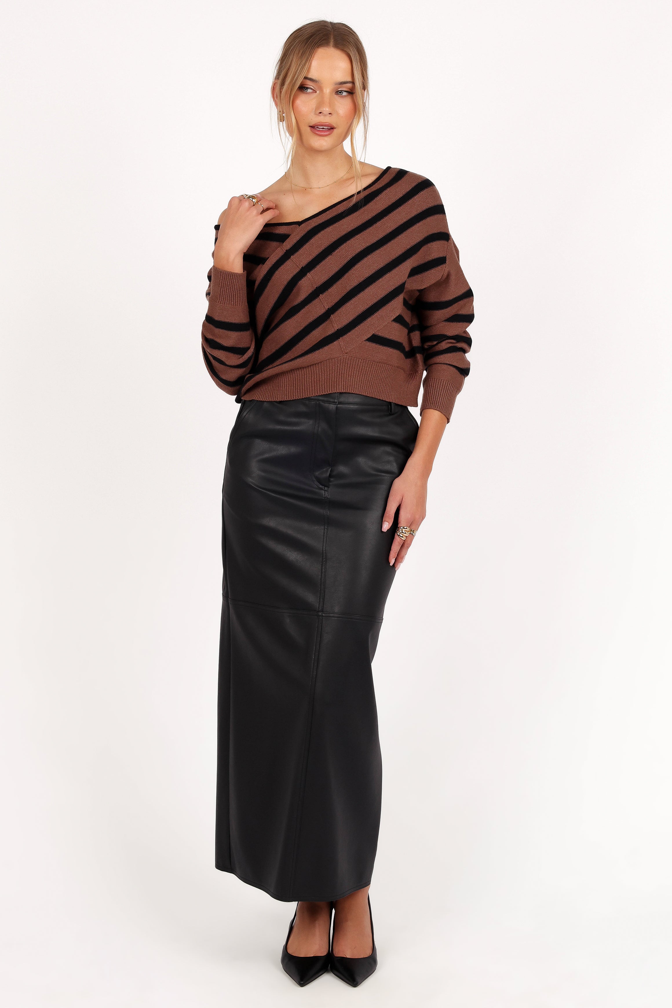 KNITWEAR Lynette Criss Cross Stripe Sweater - Black/Tan