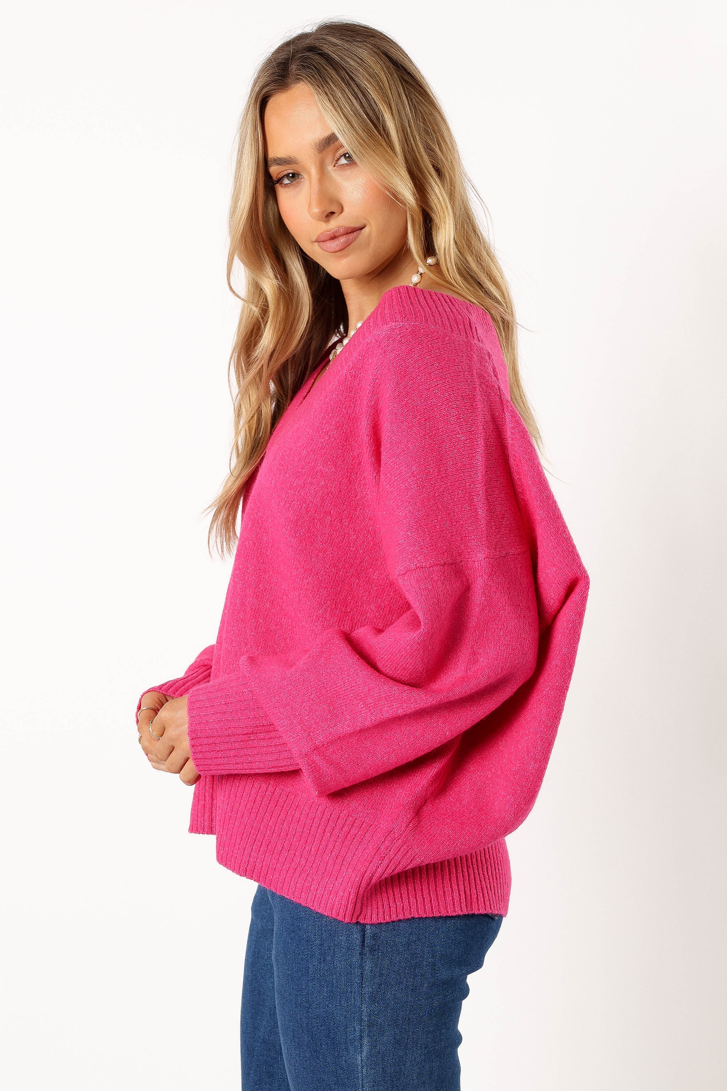 KNITWEAR @Palmer Vneck Knit Sweater - Pink